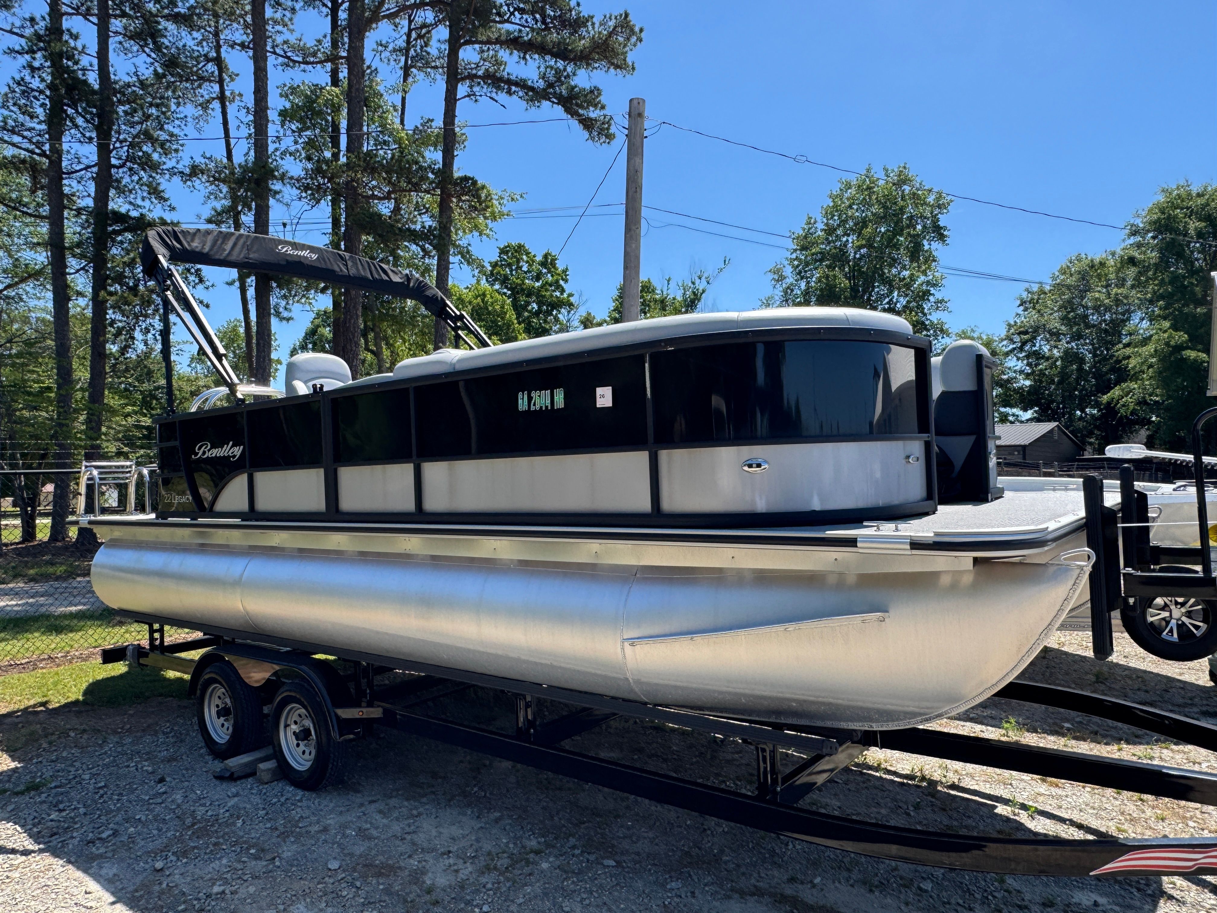 2023 Bentley Pontoons 22 LEGACY