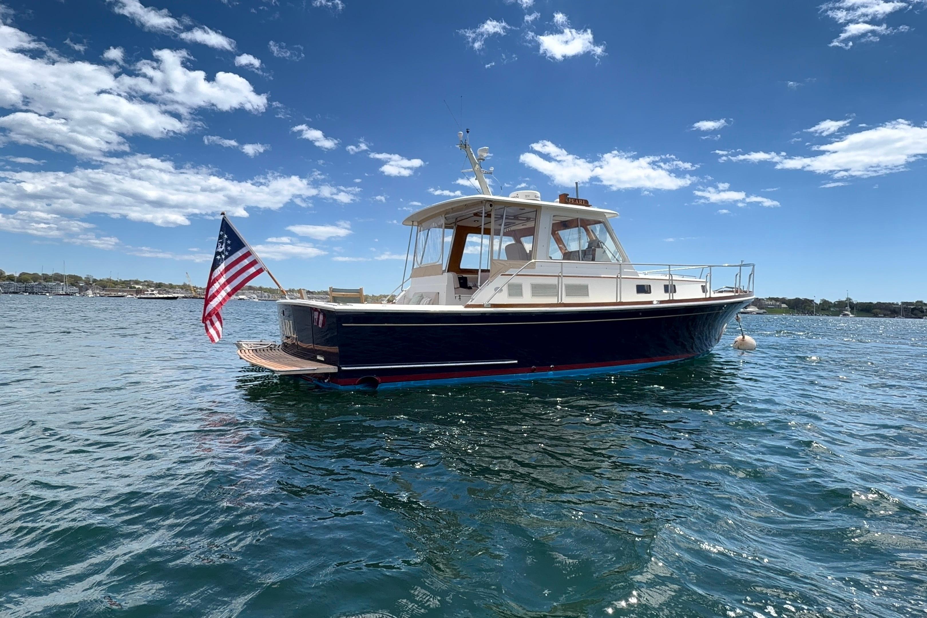 1999 Grand Banks 38 Eastbay HX
