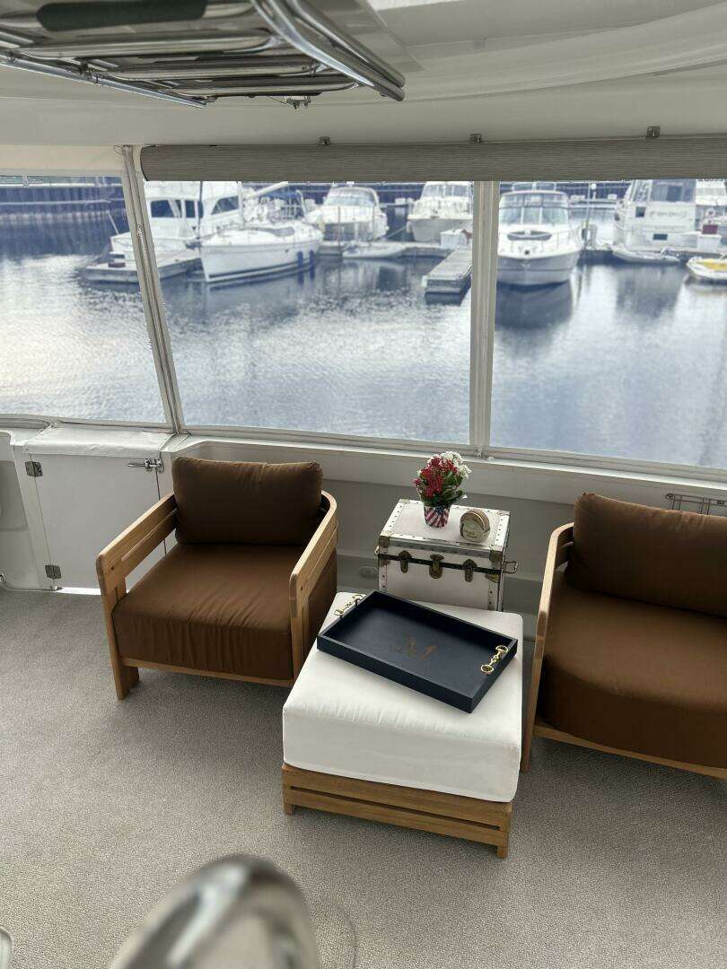 2003 Carver 466 Motor Yacht - Image 18
