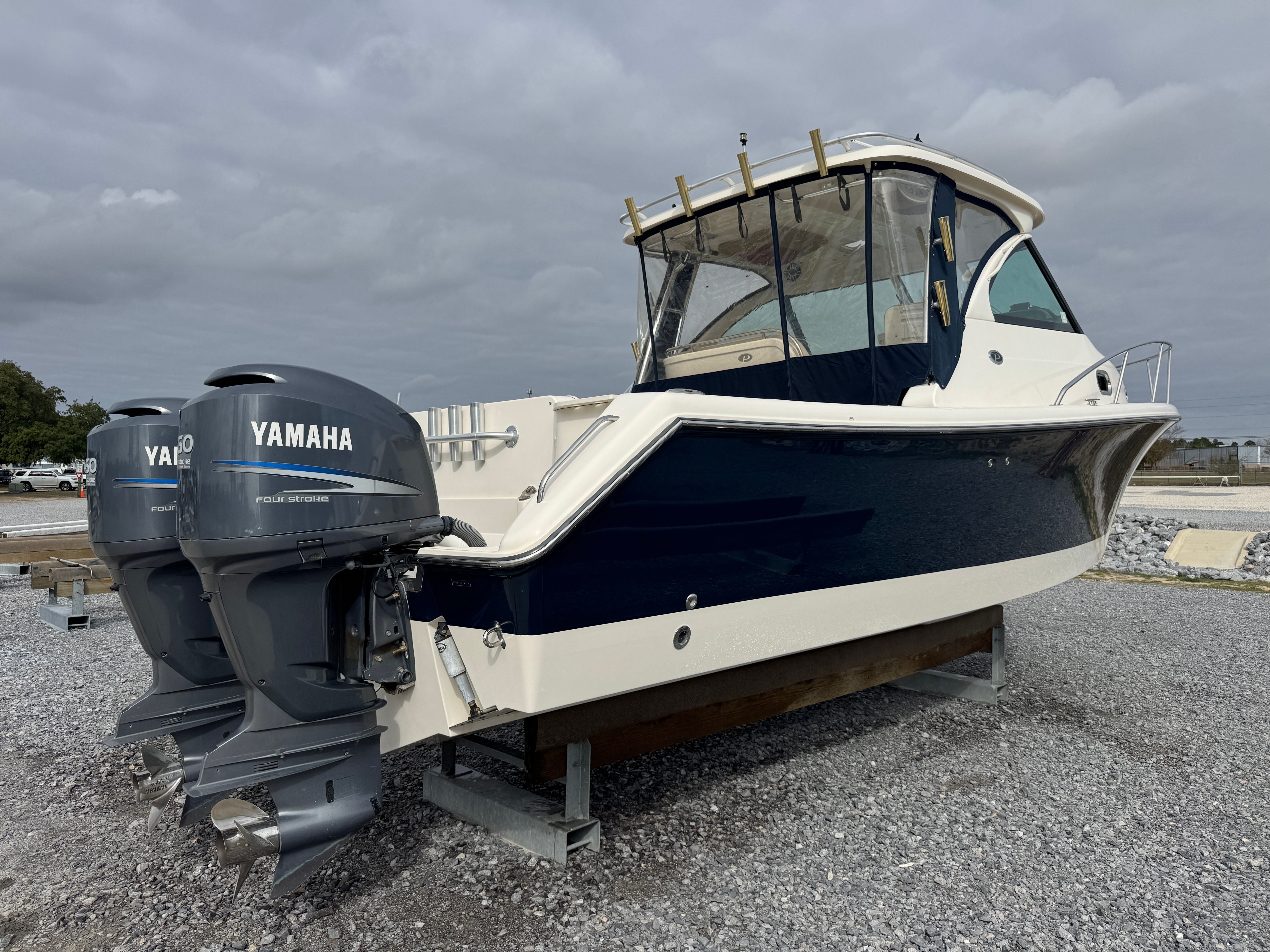 2008 Pursuit OS 315 Offshore - 11