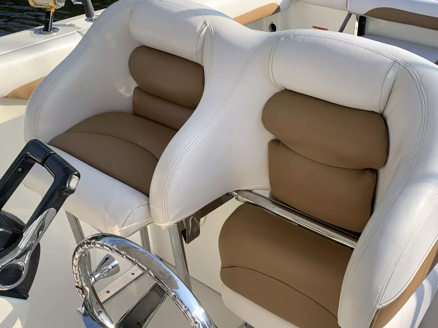 2008 Hydra-Sports 2900 CC - Image 16