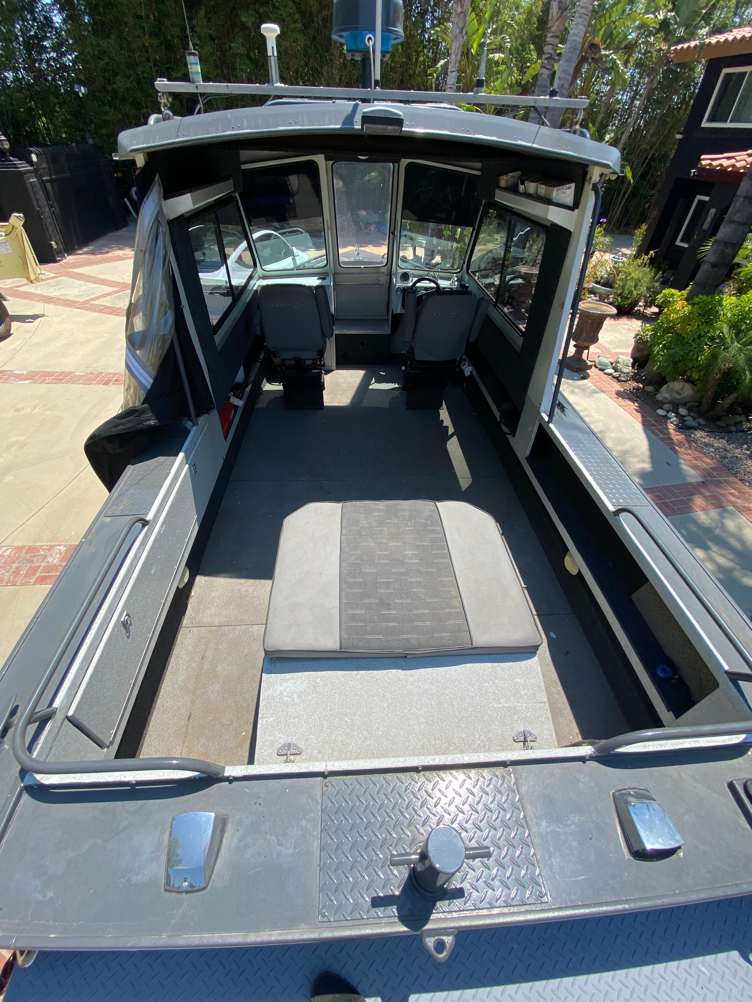 1999 Jetcraft 22 - 25