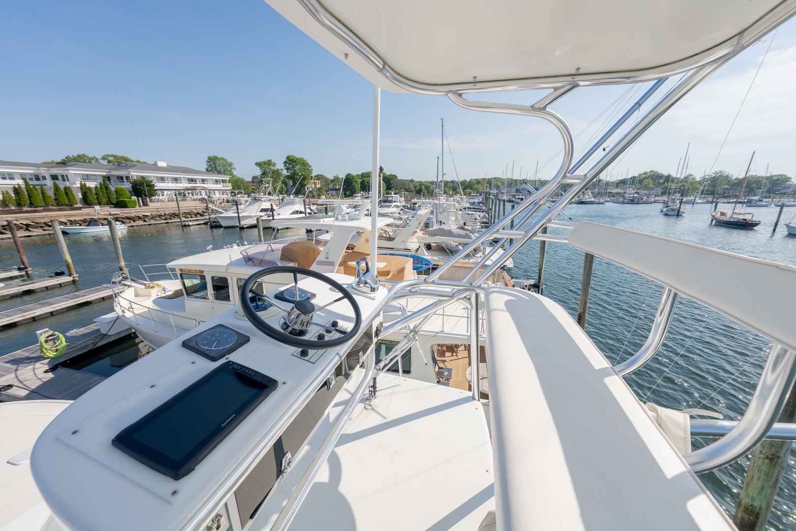 2002 Cabo 45 Express - Image 31