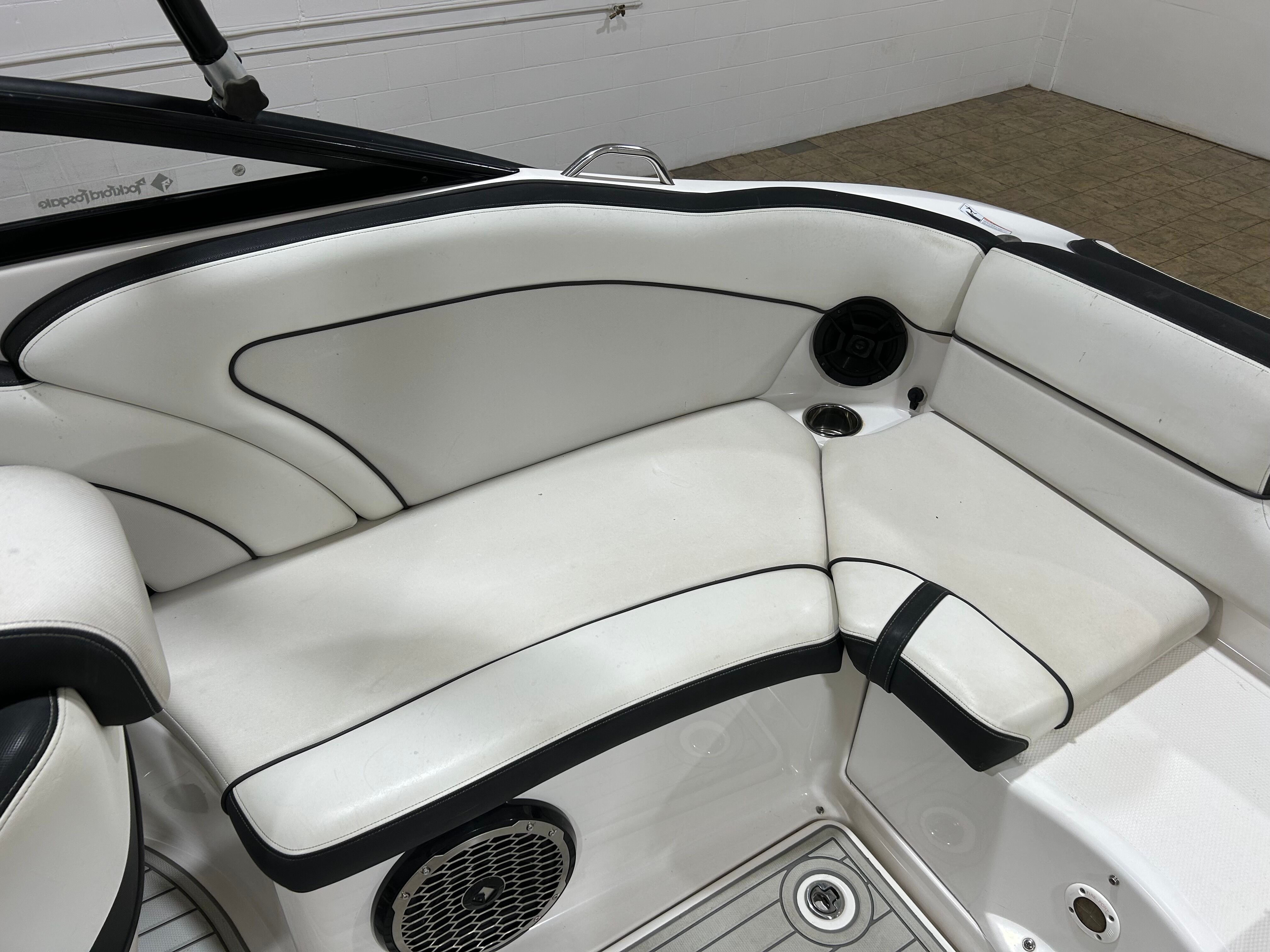 2014 YAMAHA AR240 - Image 10