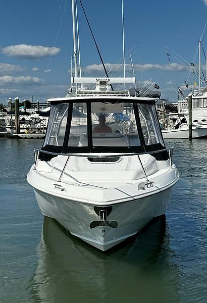 2006 Boston Whaler 32 Outrage Cuddy - 3