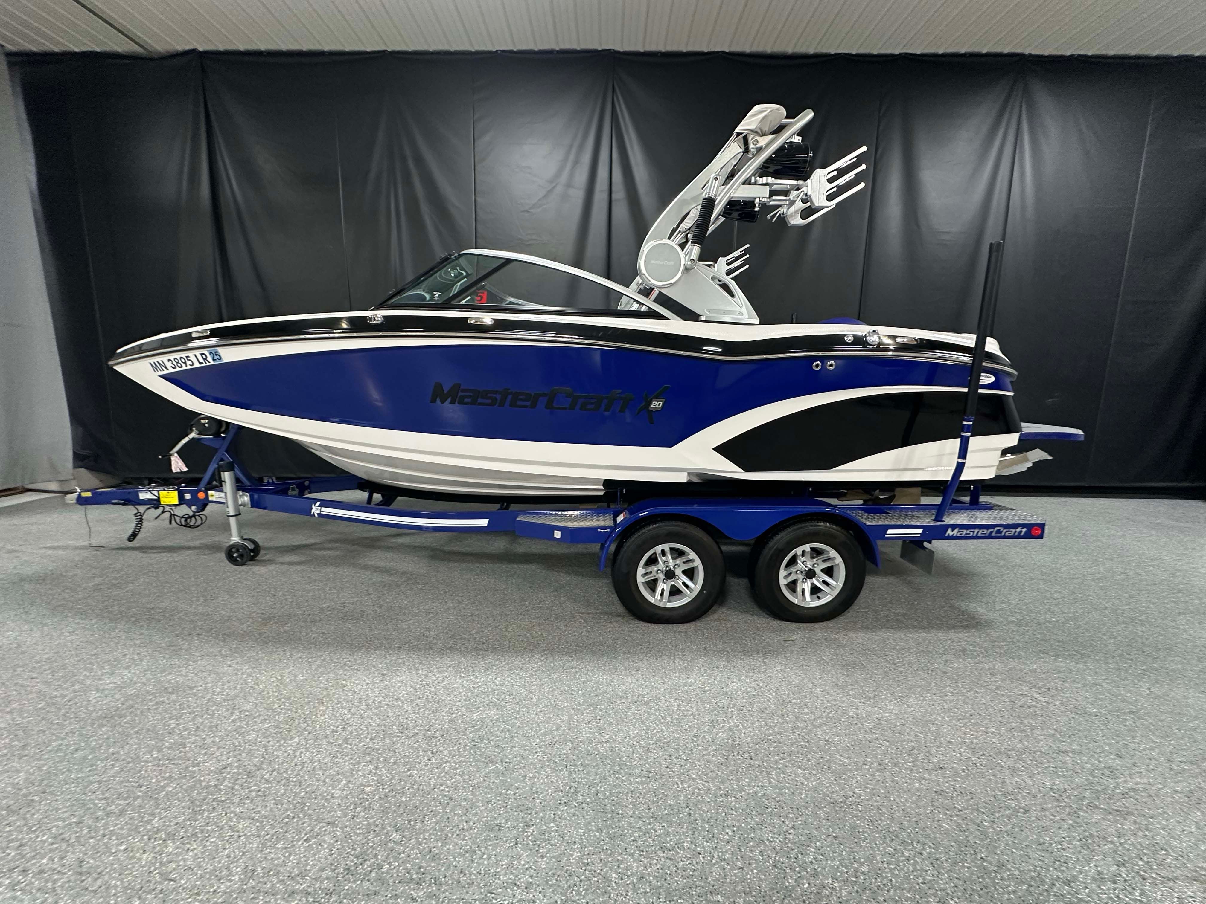 2017 MasterCraft X20
