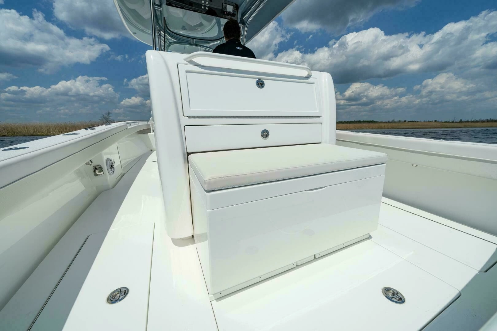 2025 Valhalla Boatworks V-29 Hybrid - Image 12