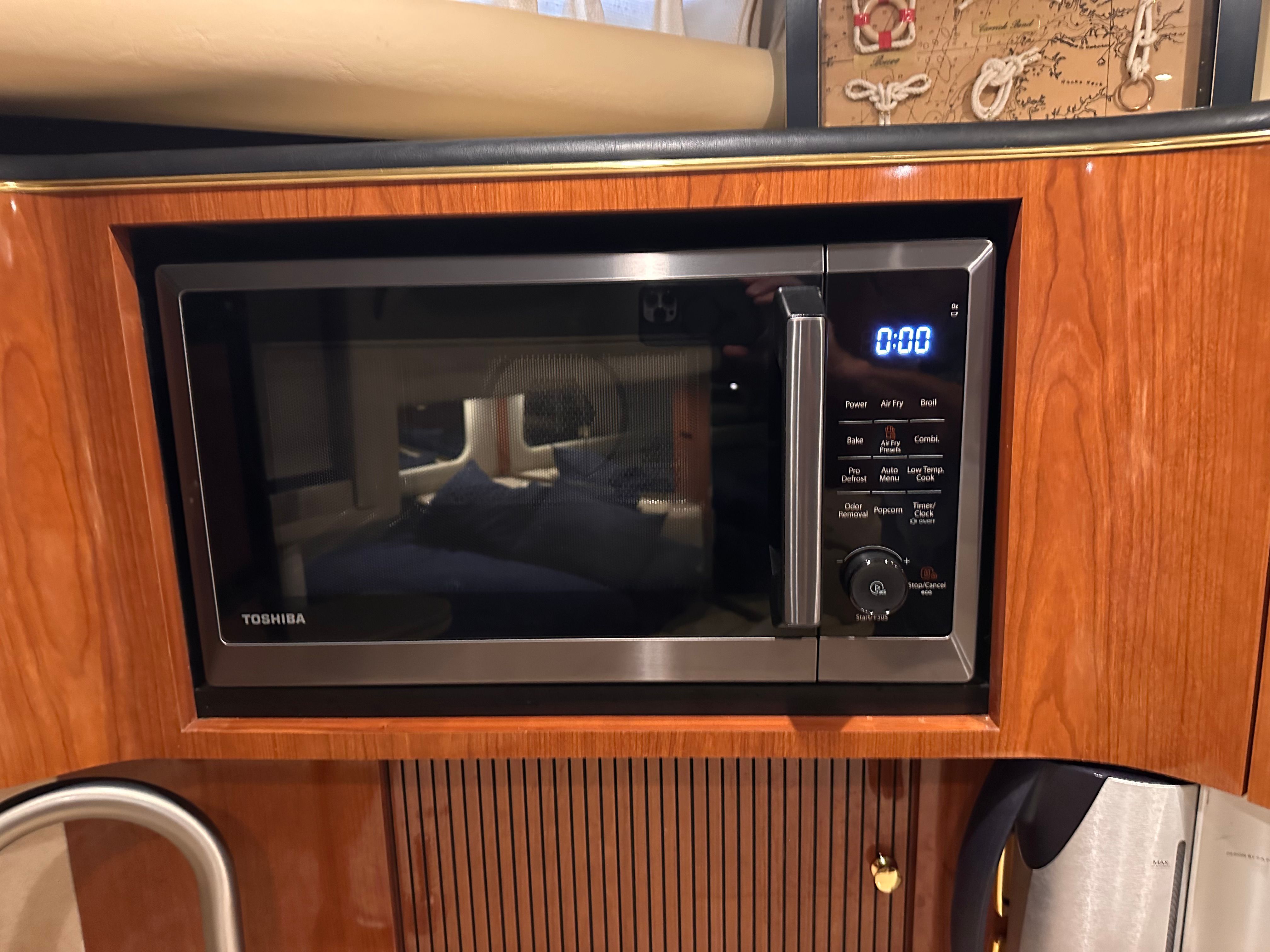 2001 Sea Ray 380 Sundancer - 20
