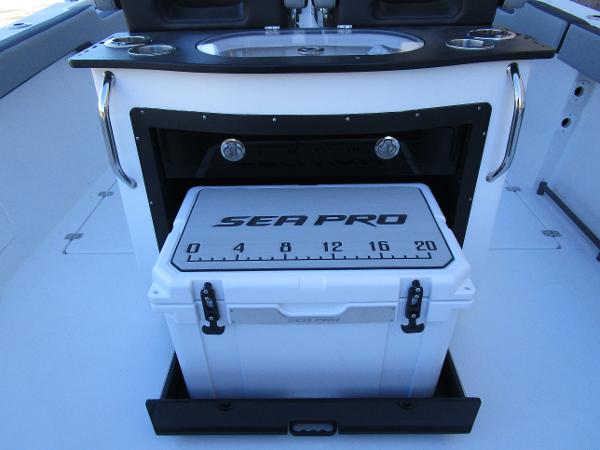 2025 Sea Pro 292 Offshore boat with integrated cooler and sink station.