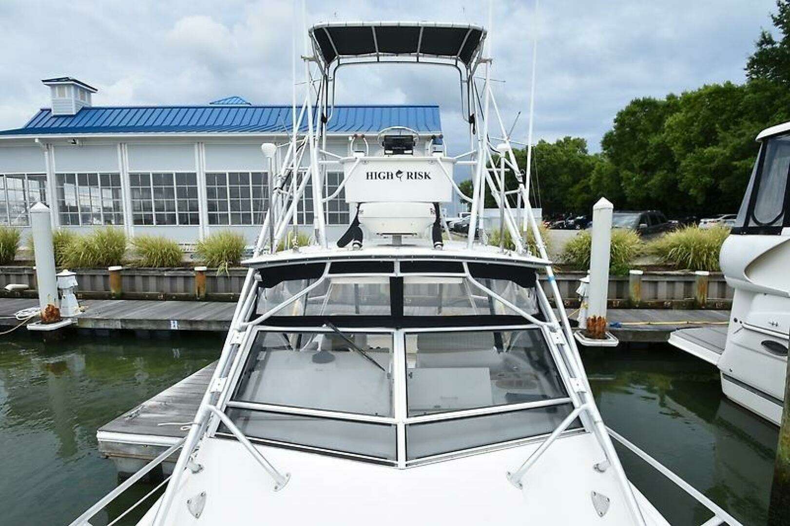 1998 Albemarle 285 Express - Image 25