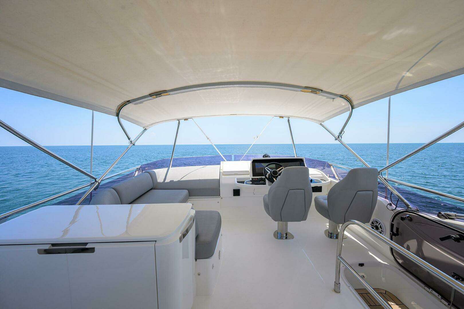 2018 Princess F49 - Image 27