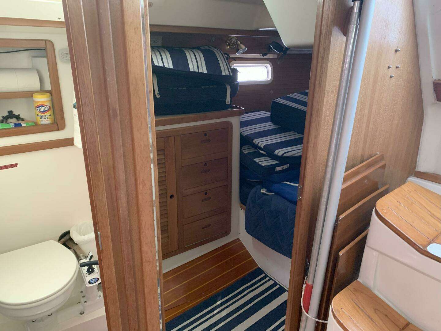 1995 Catalina 42 Mk II - Image 27