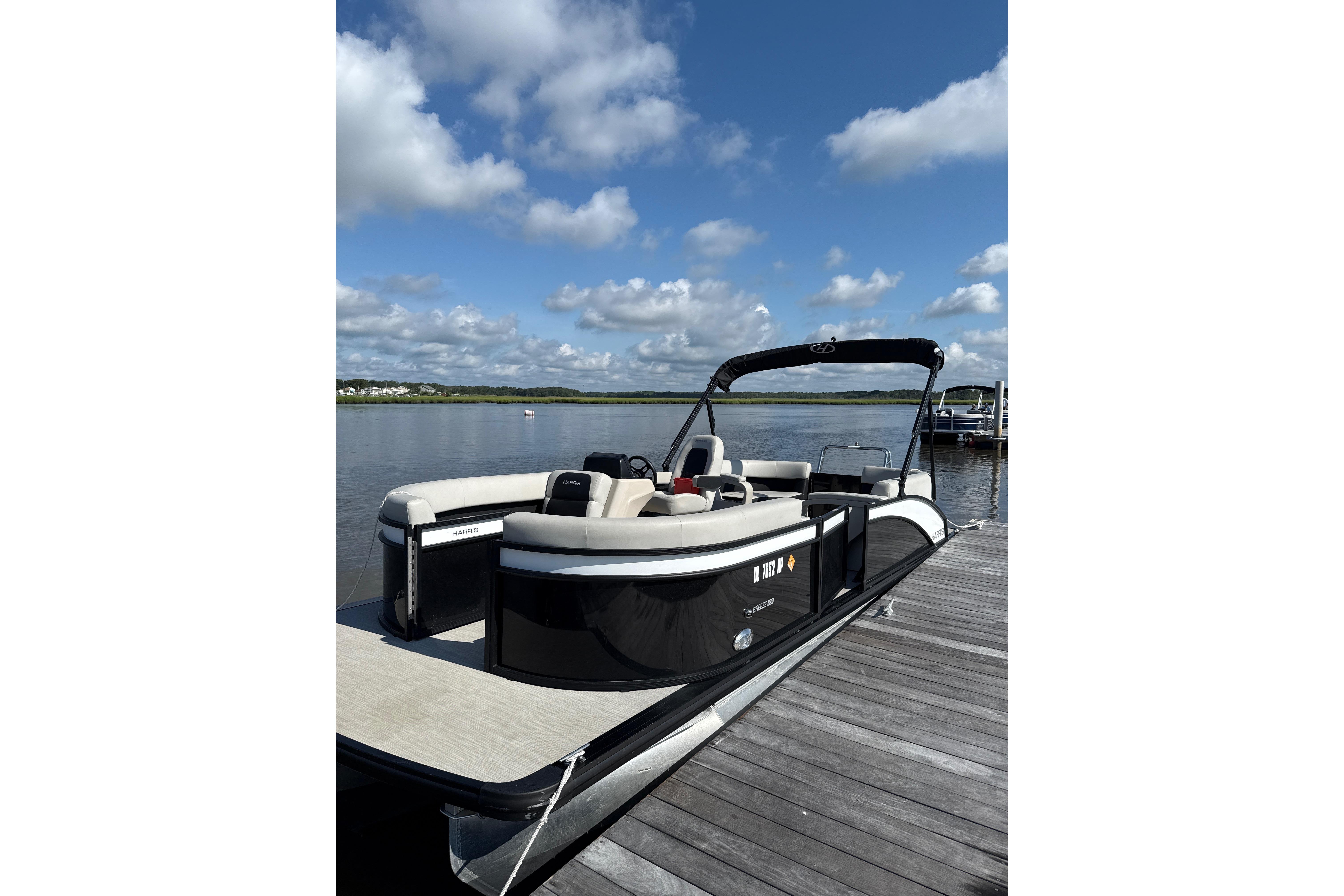 2024 Harris Breeze 230