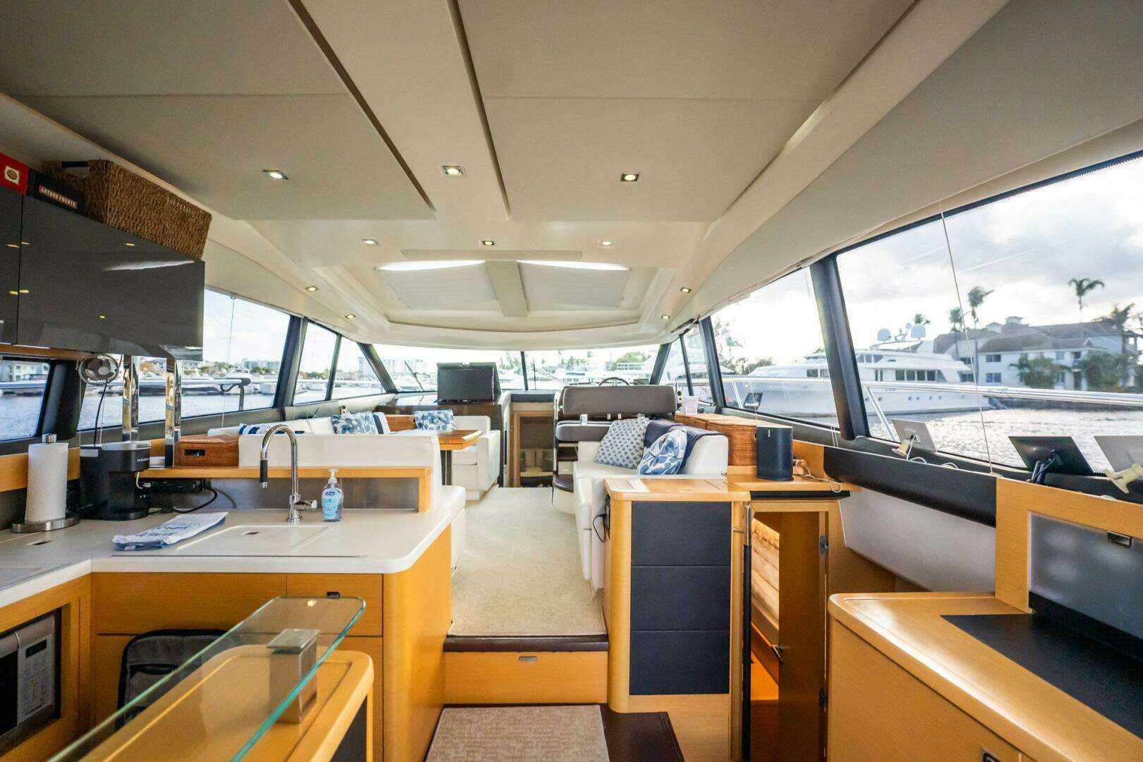 2013 Prestige 500 S - Image 15