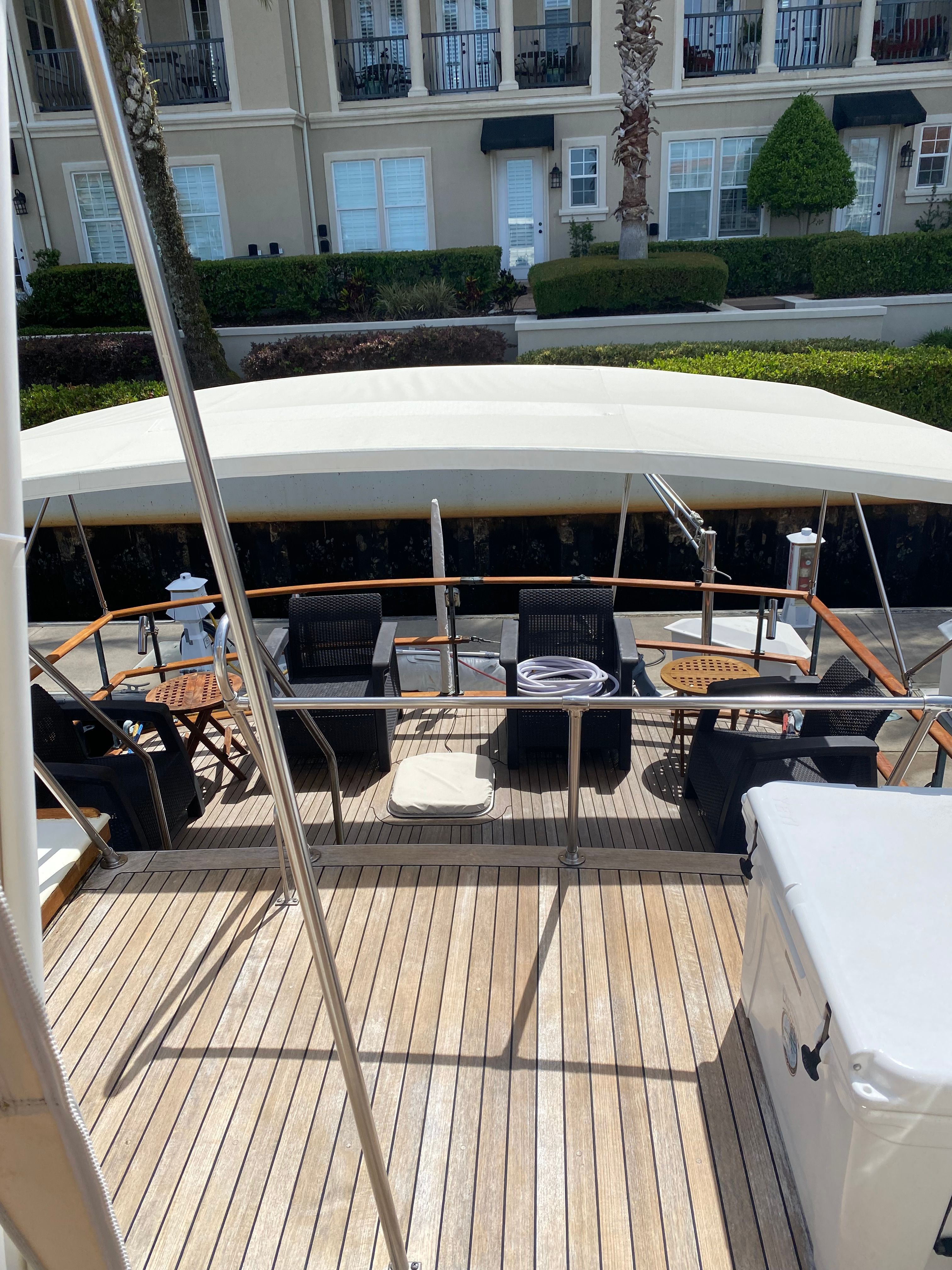 1983 Island Gypsy 44 Flush Deck - 32