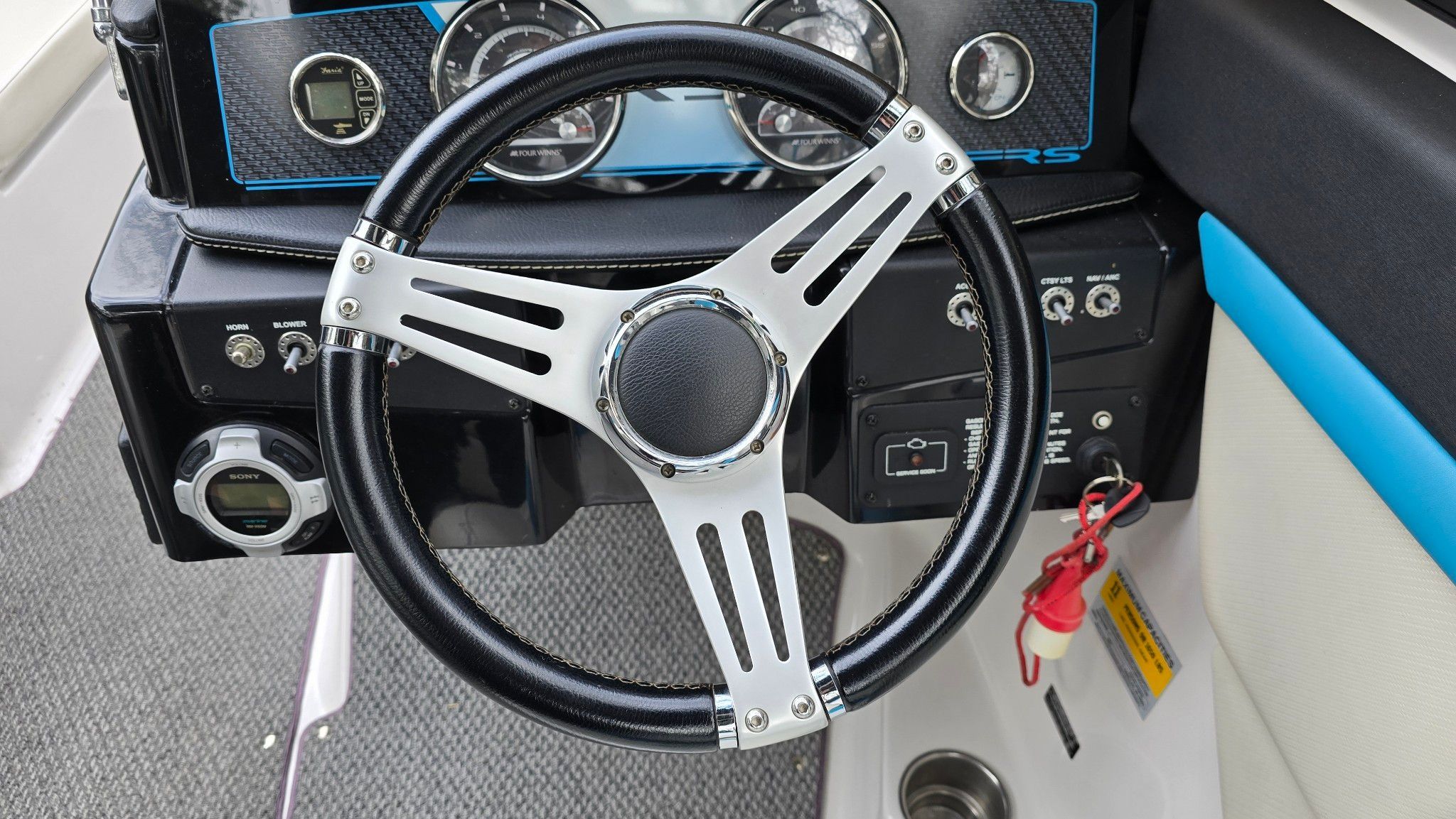 2015 Four Winns H230RS - 24