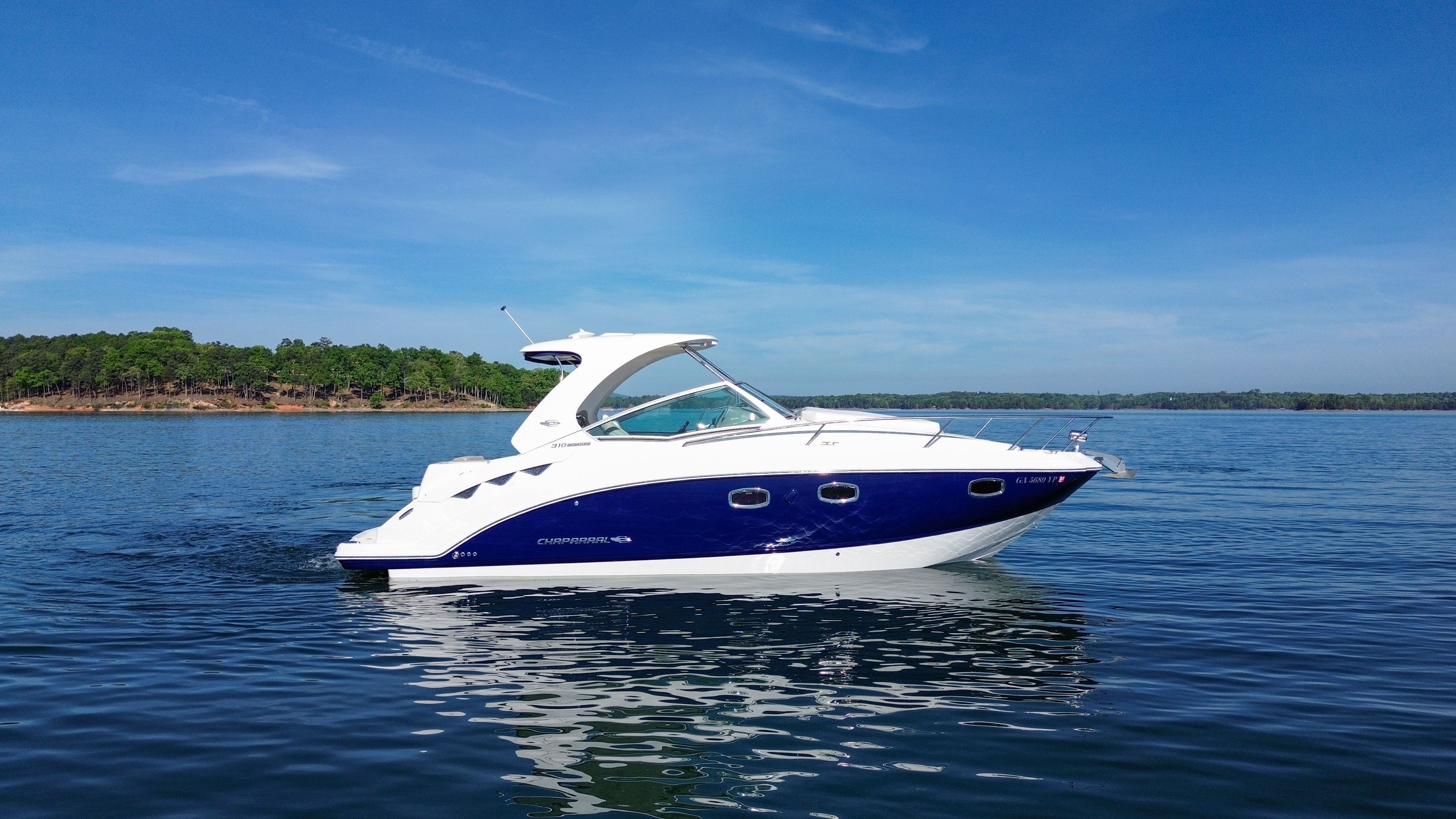 2014 Chaparral 310 Signature