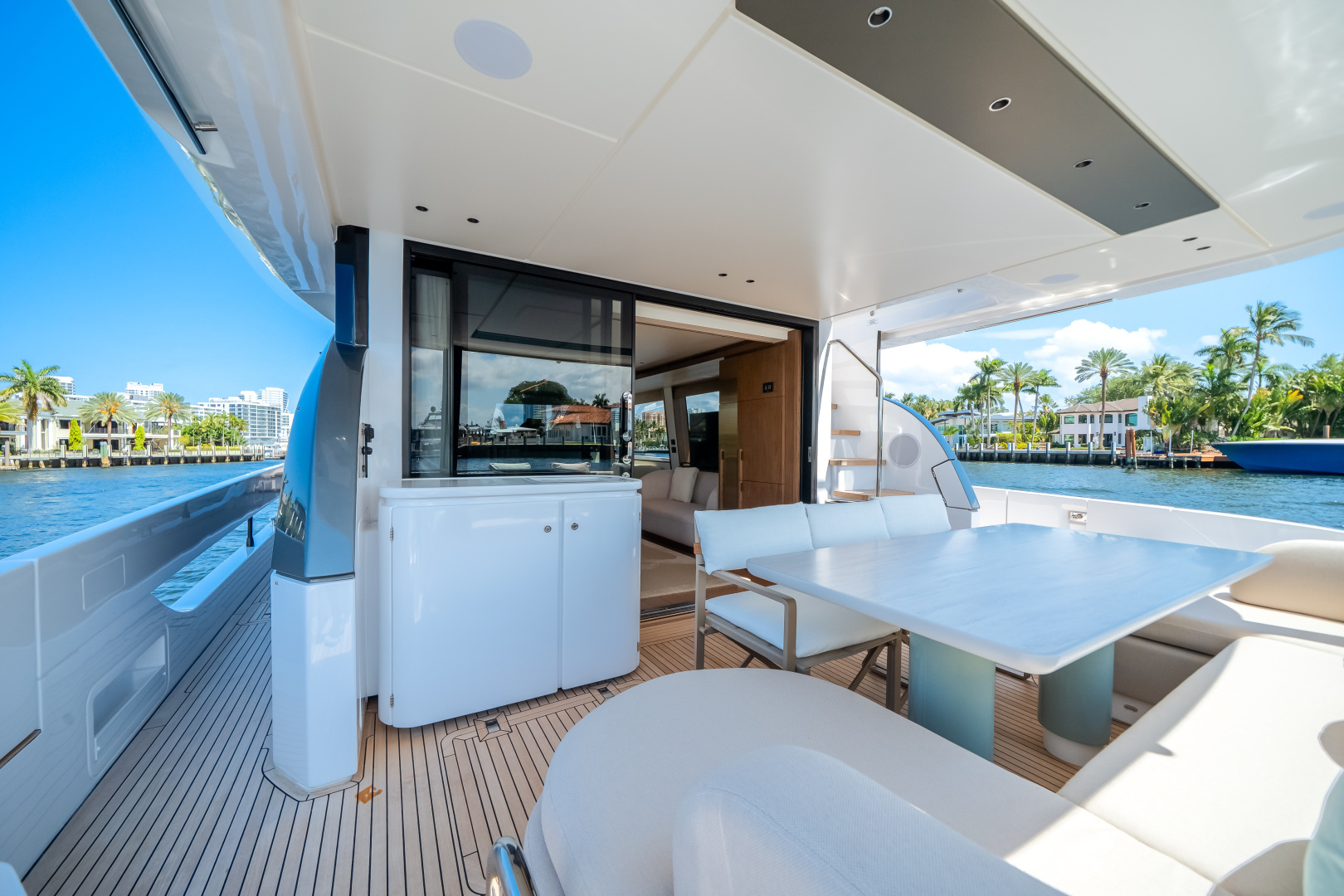 2026 Azimut Fly 72 - Image 63