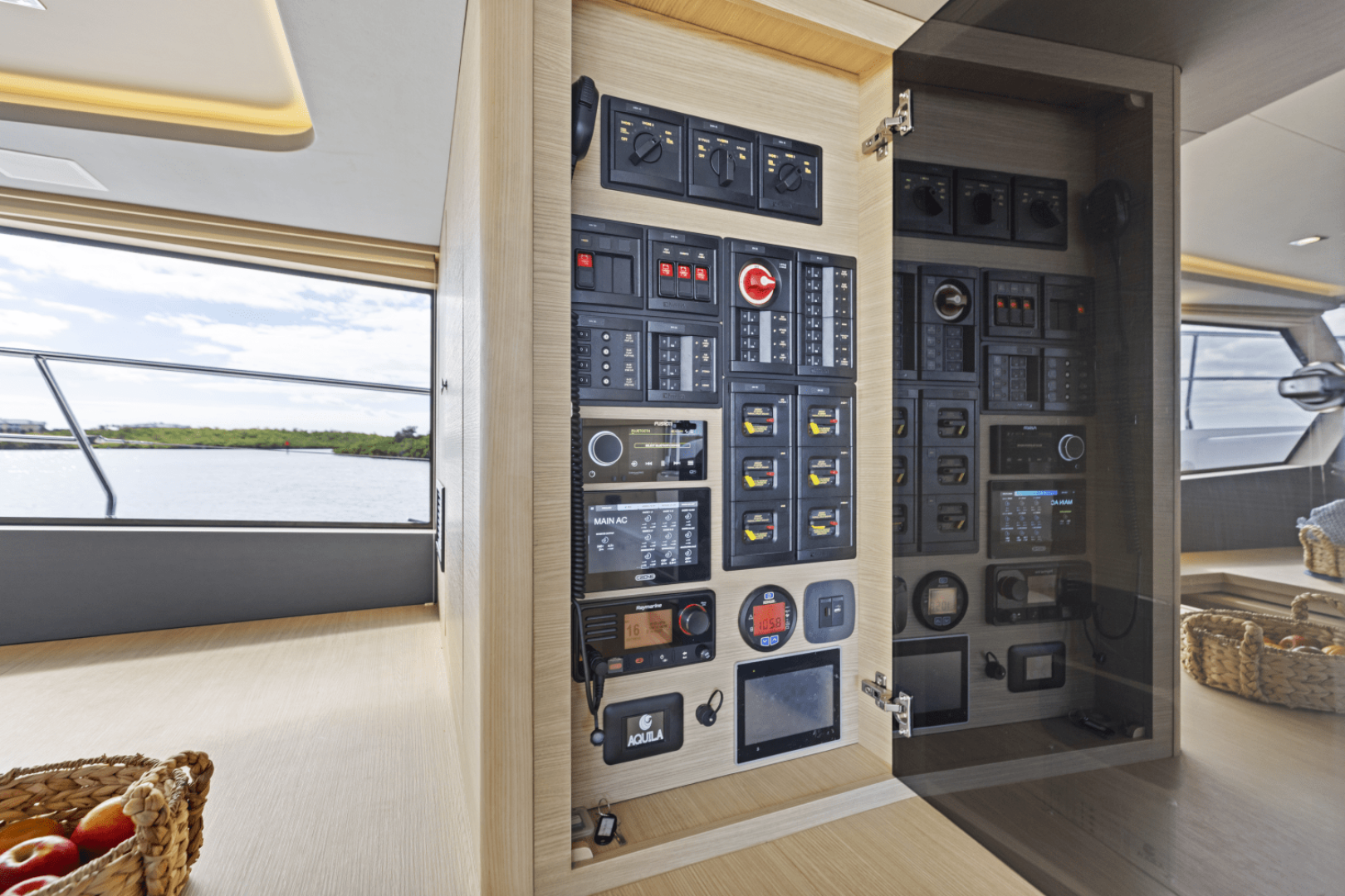 2026 Aquila 50 Yacht - Image 92