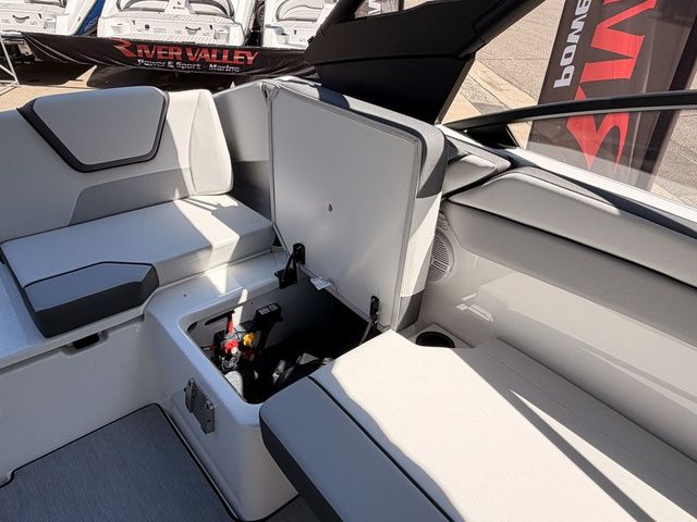 2026 Yamaha Boats AR220 - 9