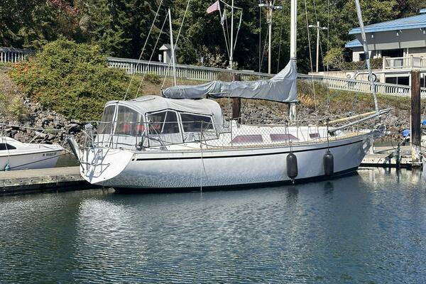 1985 Custom Whiting Yachts 40