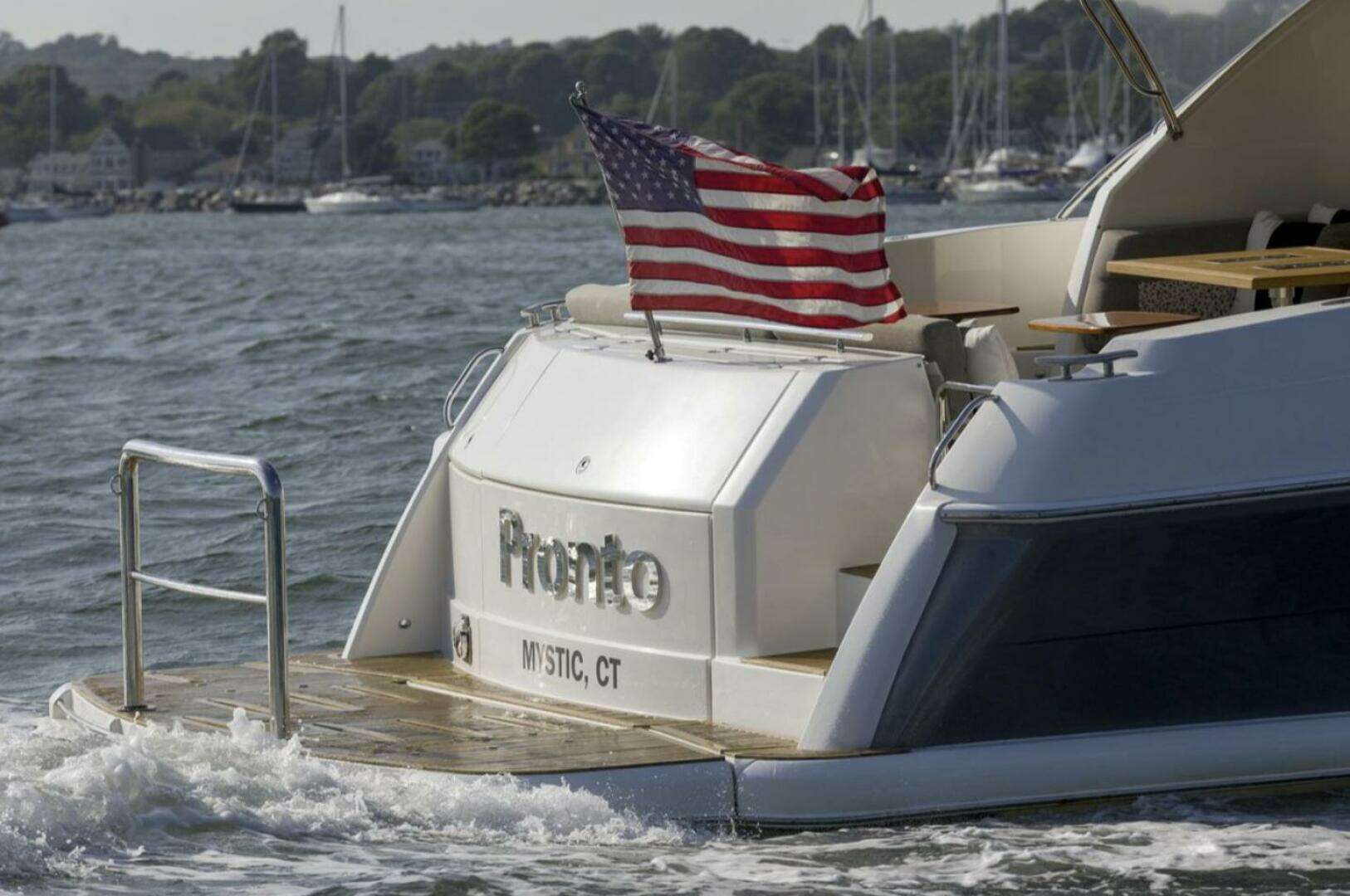 2016 Riviera 5000 Sport Yacht - Image 5