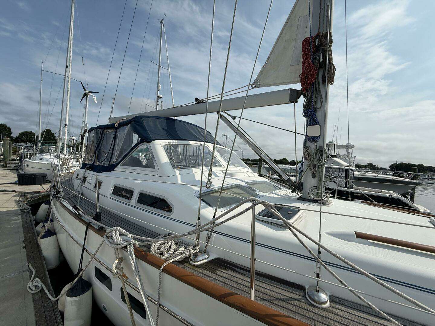 2003 Beneteau — - Image 9