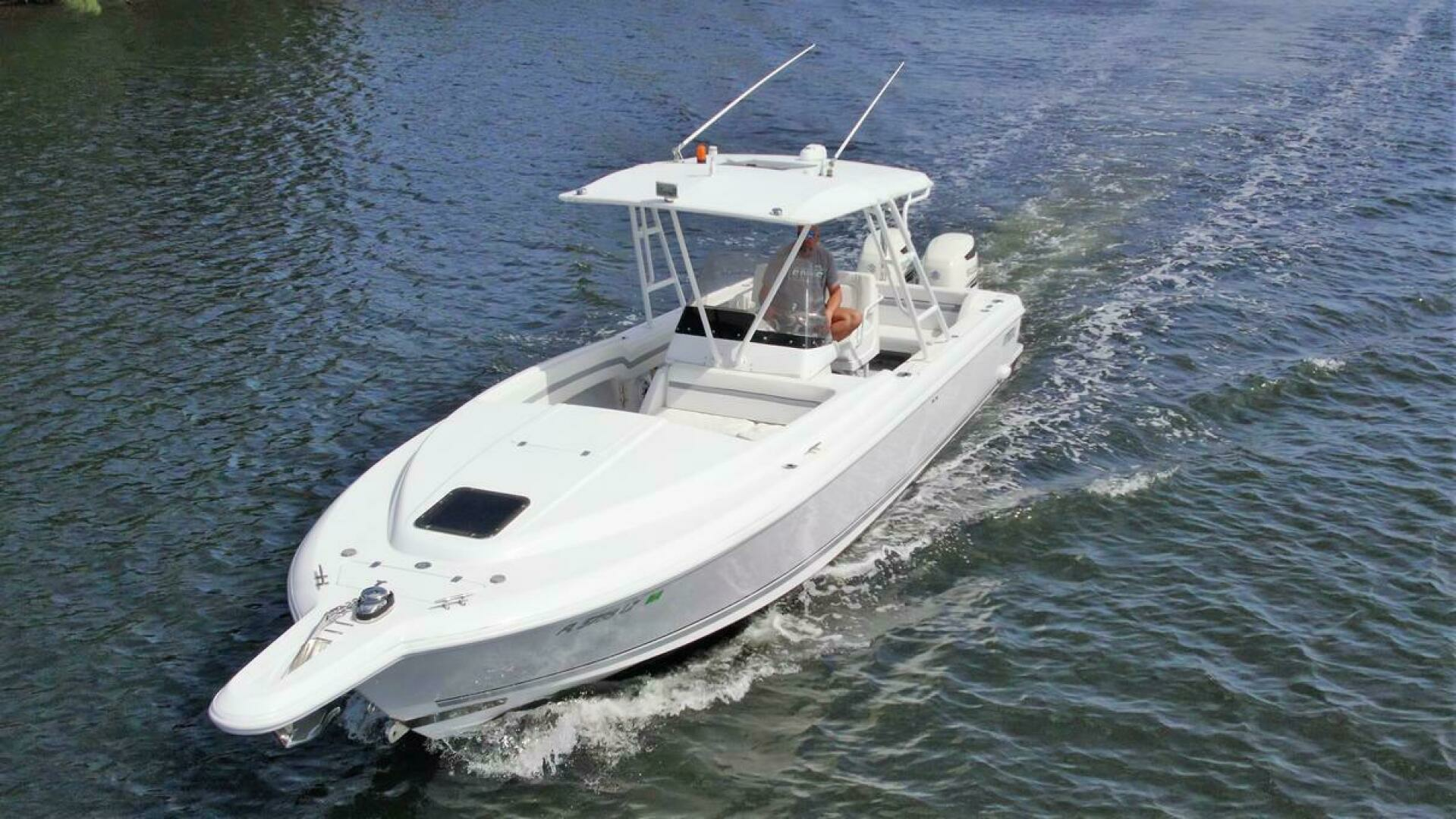 2003 Intrepid 32 - Image 47