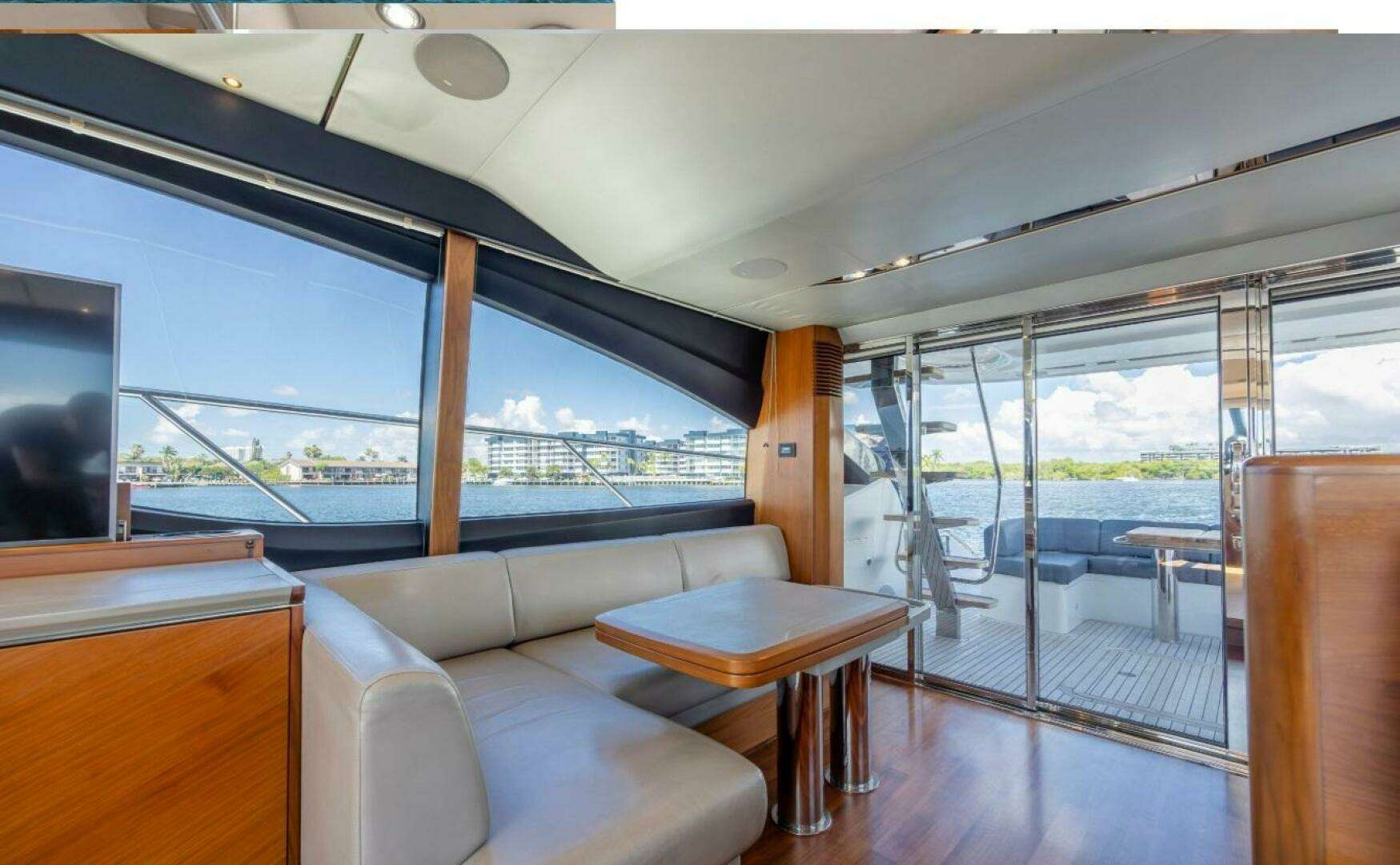 2017 Princess S65 - Image 26