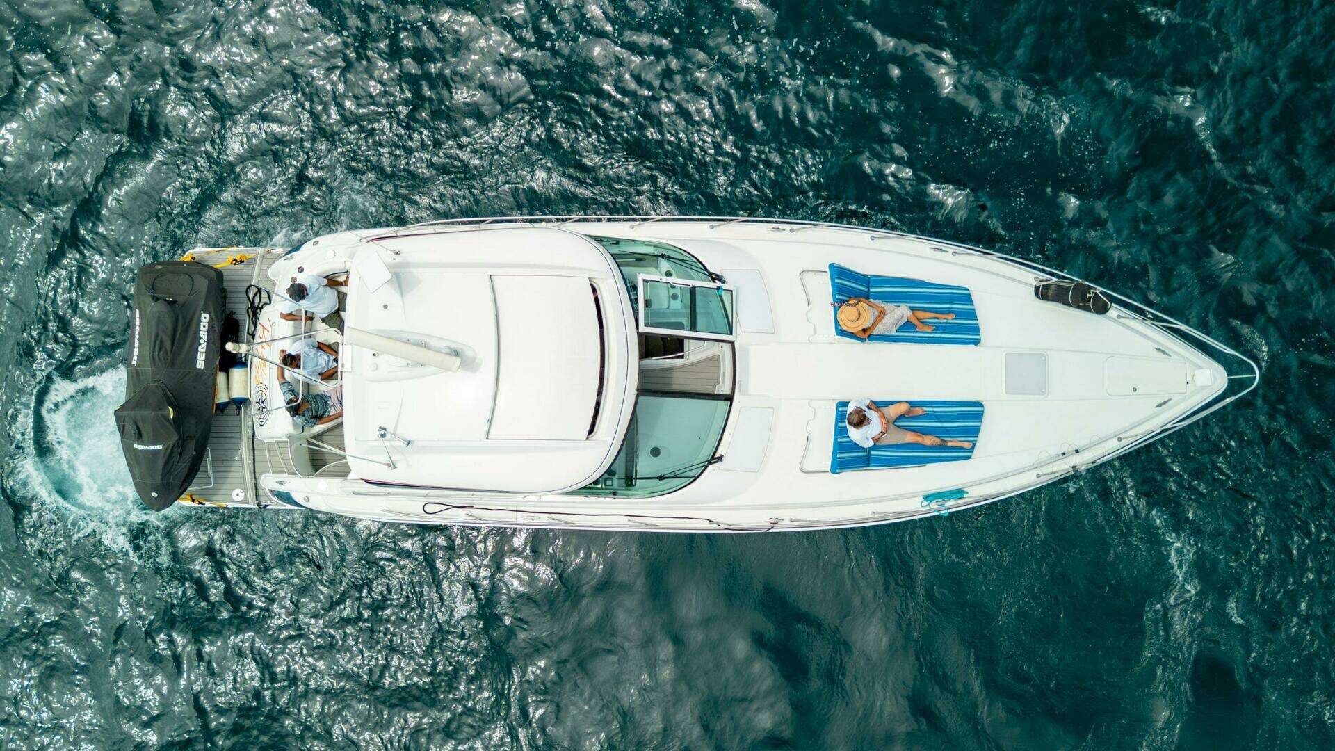 2007 Formula 45 Yacht - Image 10