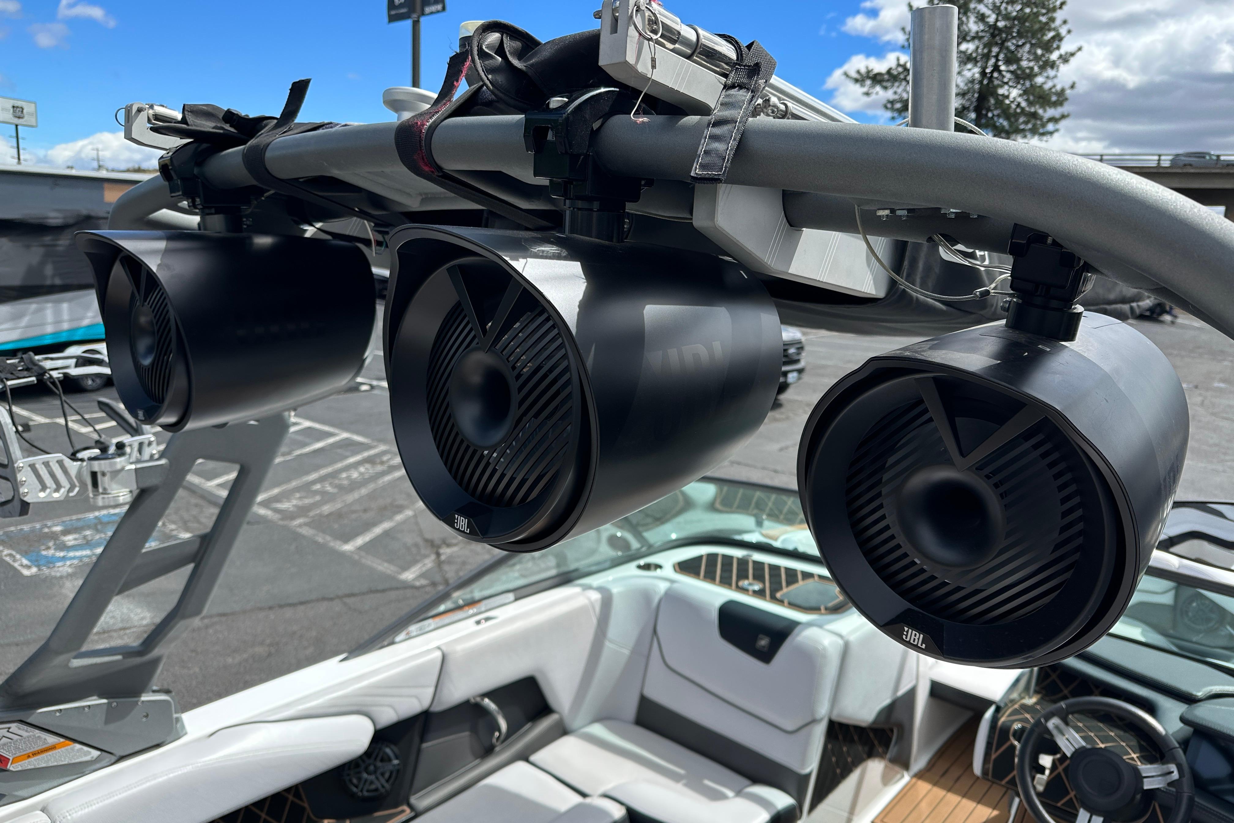 2017 Nautique Super Air Nautique GS20 boat with mounted JBL speakers.