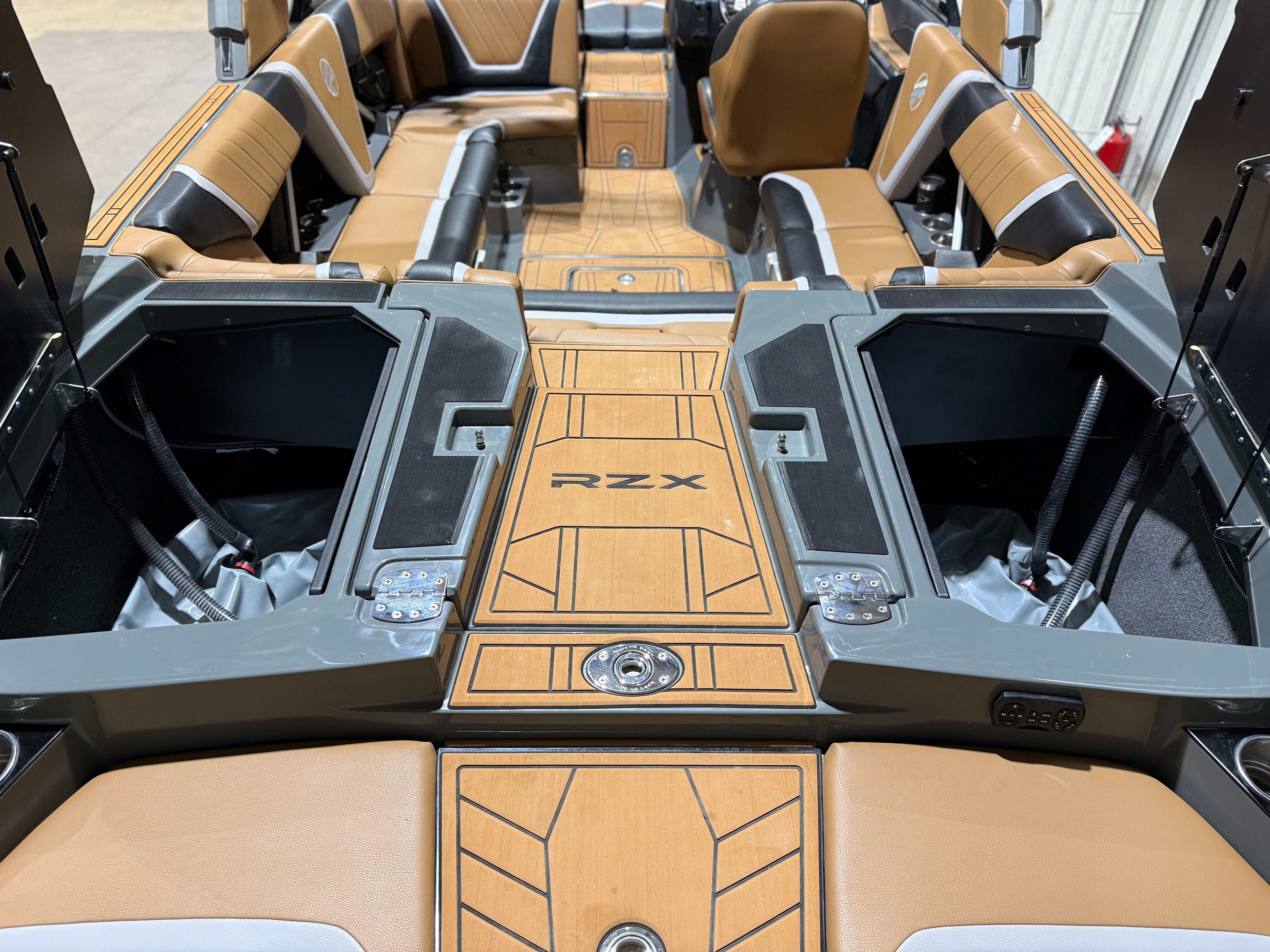 2021 Tigé 23RZX - 5