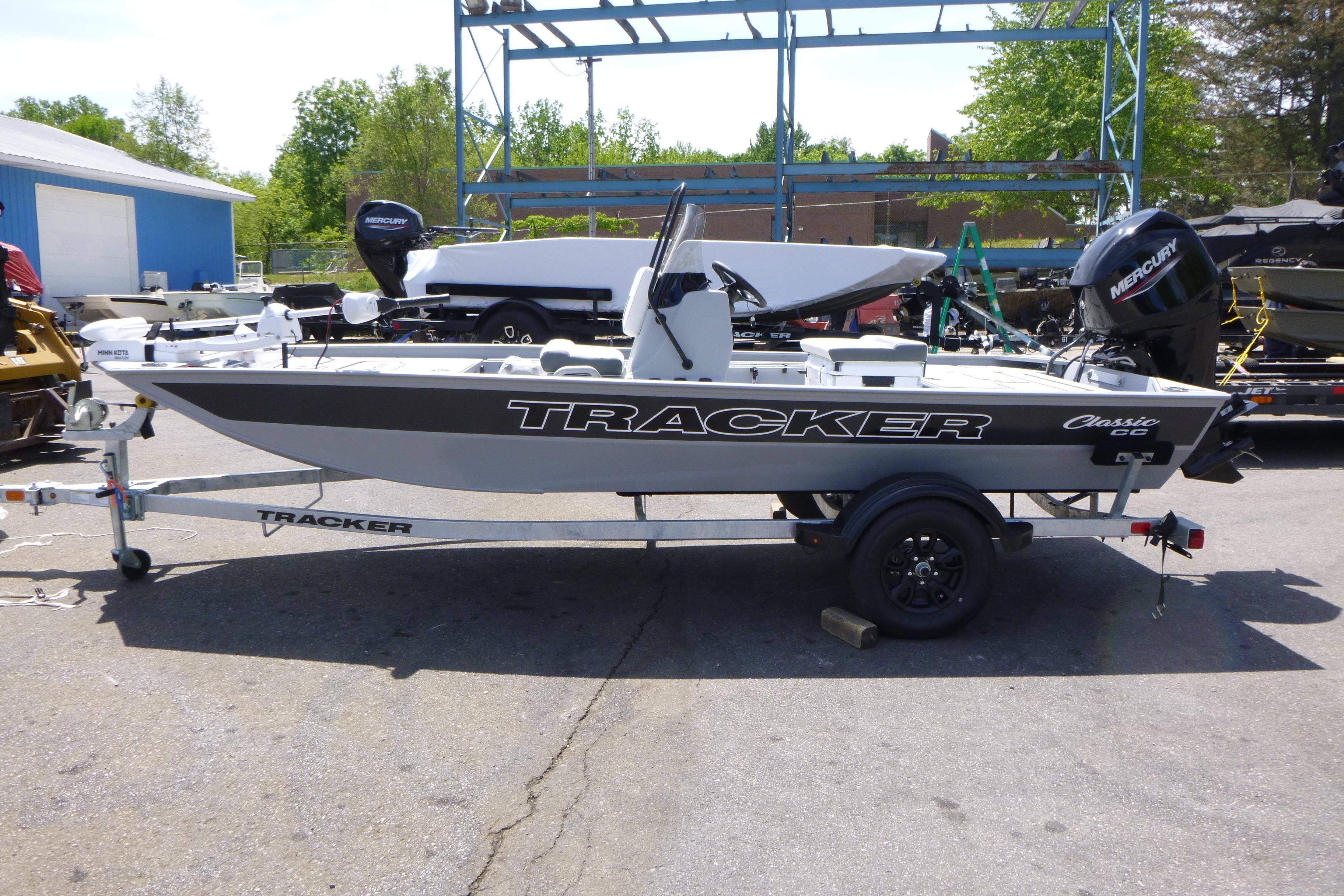 2026 Tracker Bass Tracker Classic CC