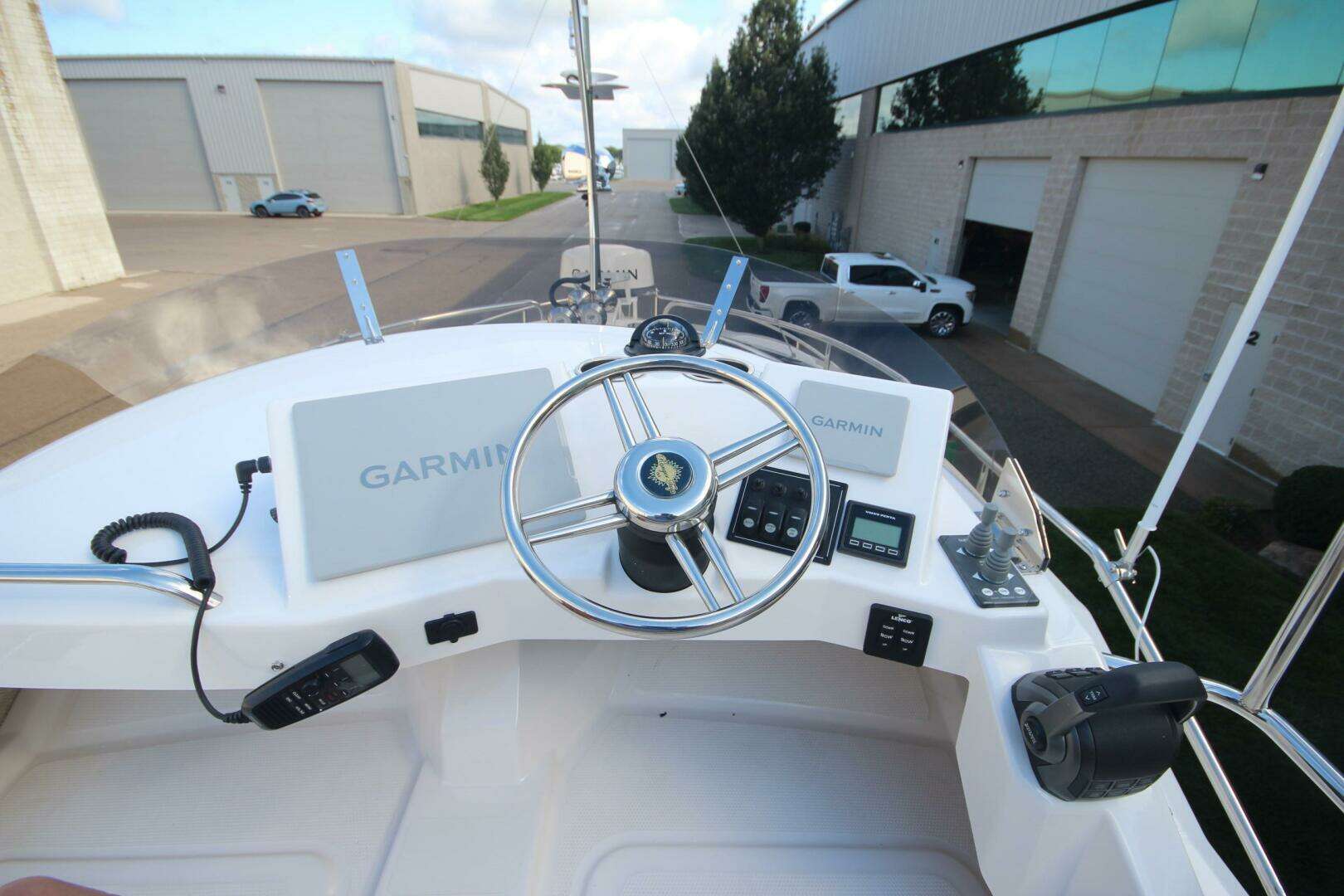 2025 Ranger Tugs R-29 Command Bridge Luxury Edition - Image 27