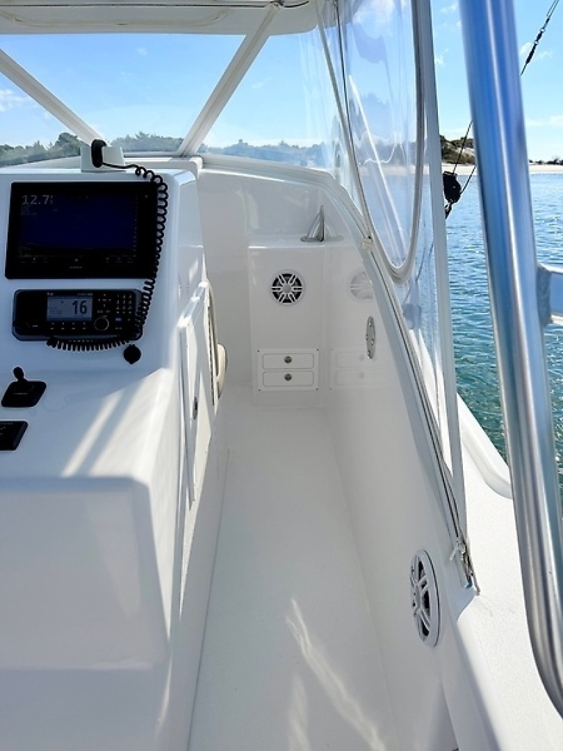 1973 Custom Carolina 27 National - Image 20