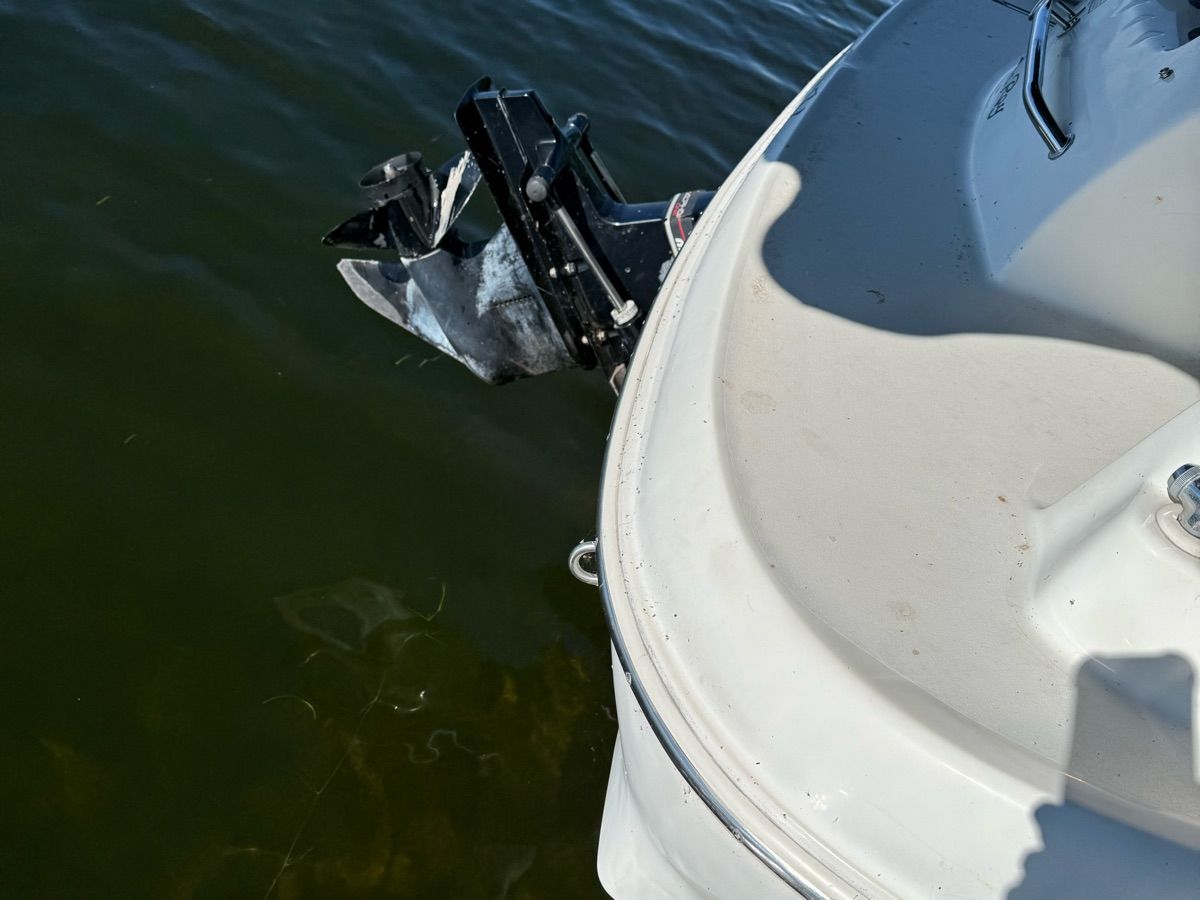1999 Sea Ray 210 Sedan Bridge - 8