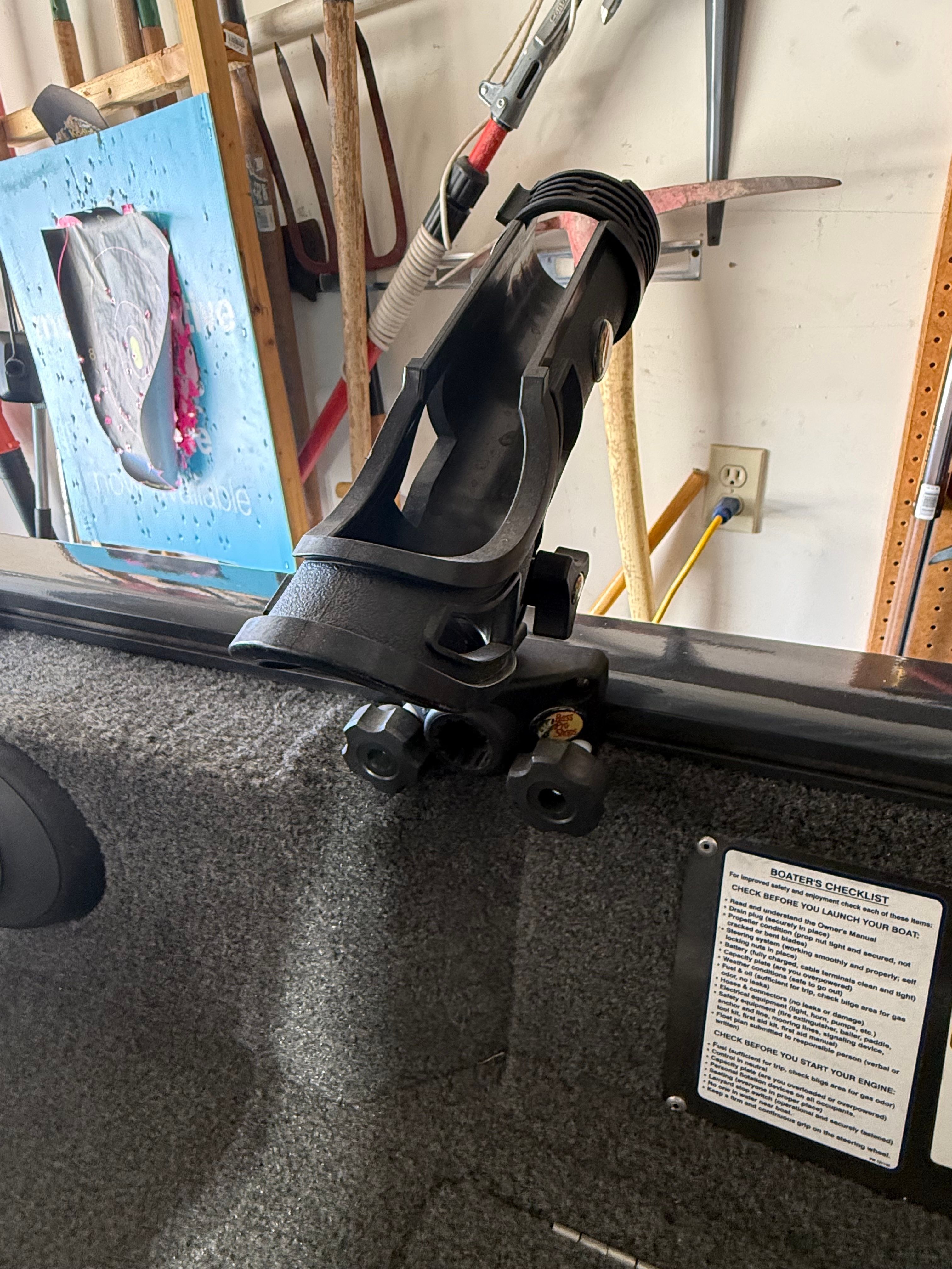 2019 Tracker Pro Guide V-16 SC - 16
