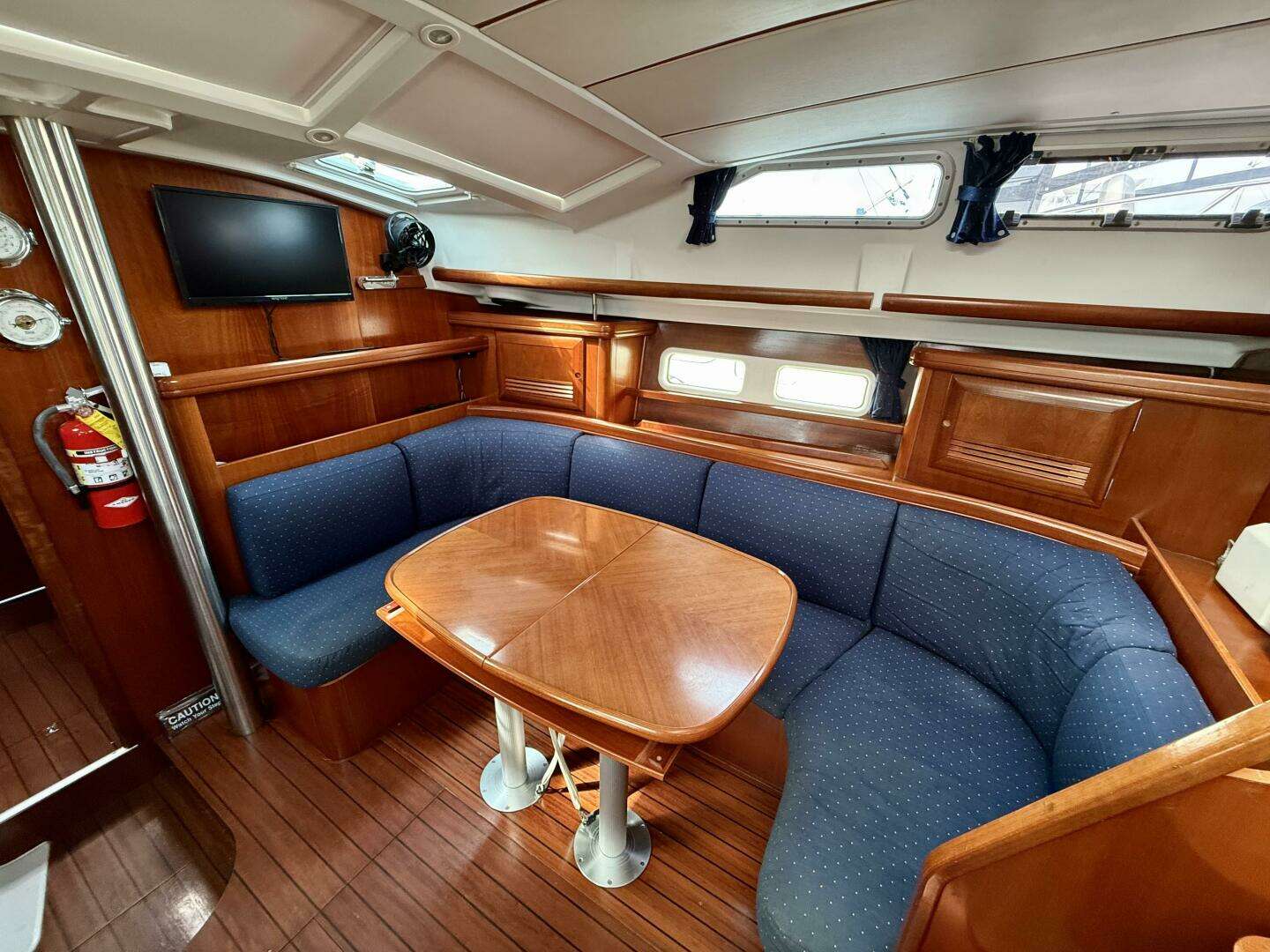 2003 Beneteau — - Image 31