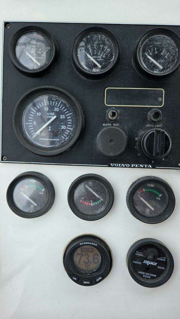1998 Navigator 5300 - Image 58