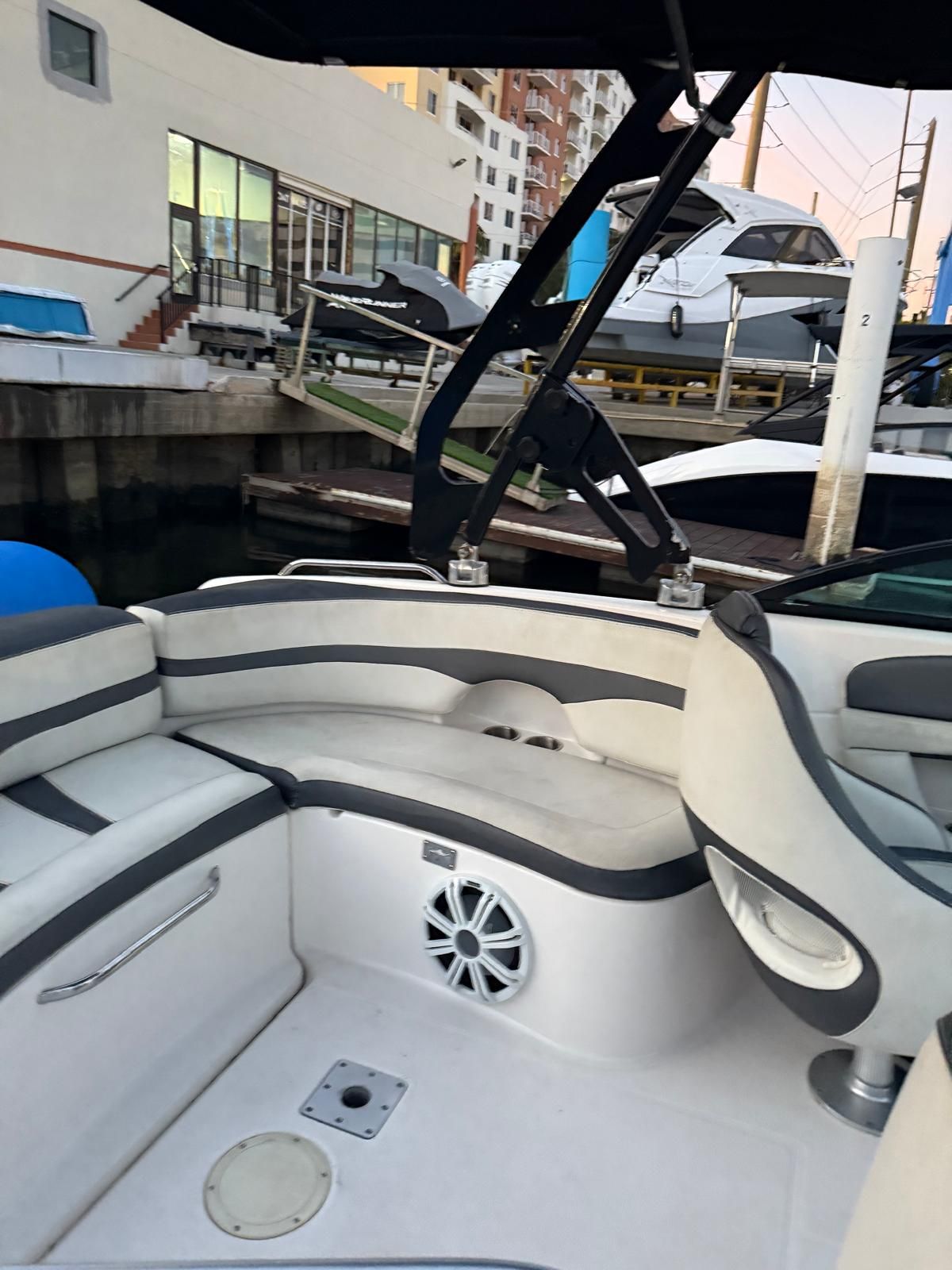 2003 Chaparral 235 SSi - 14
