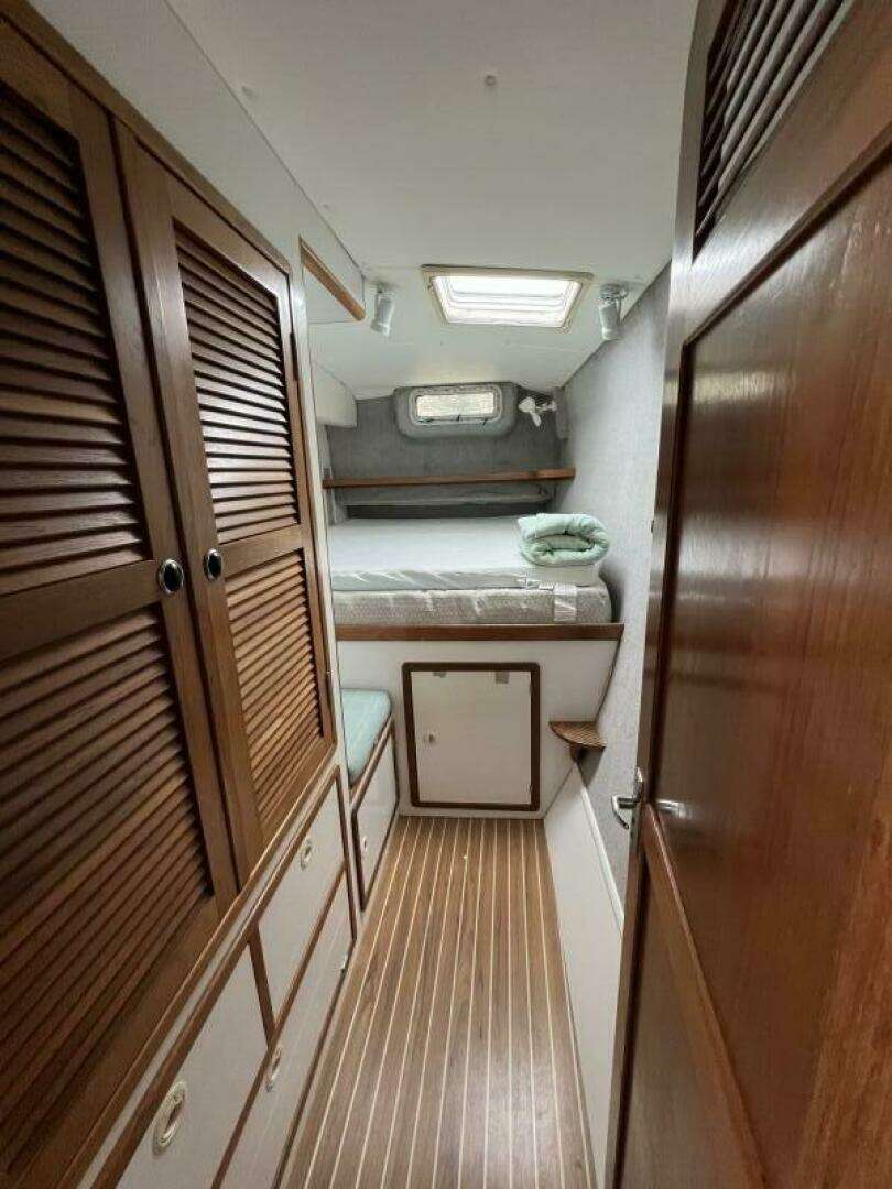 1997 Manta 40 - Image 38