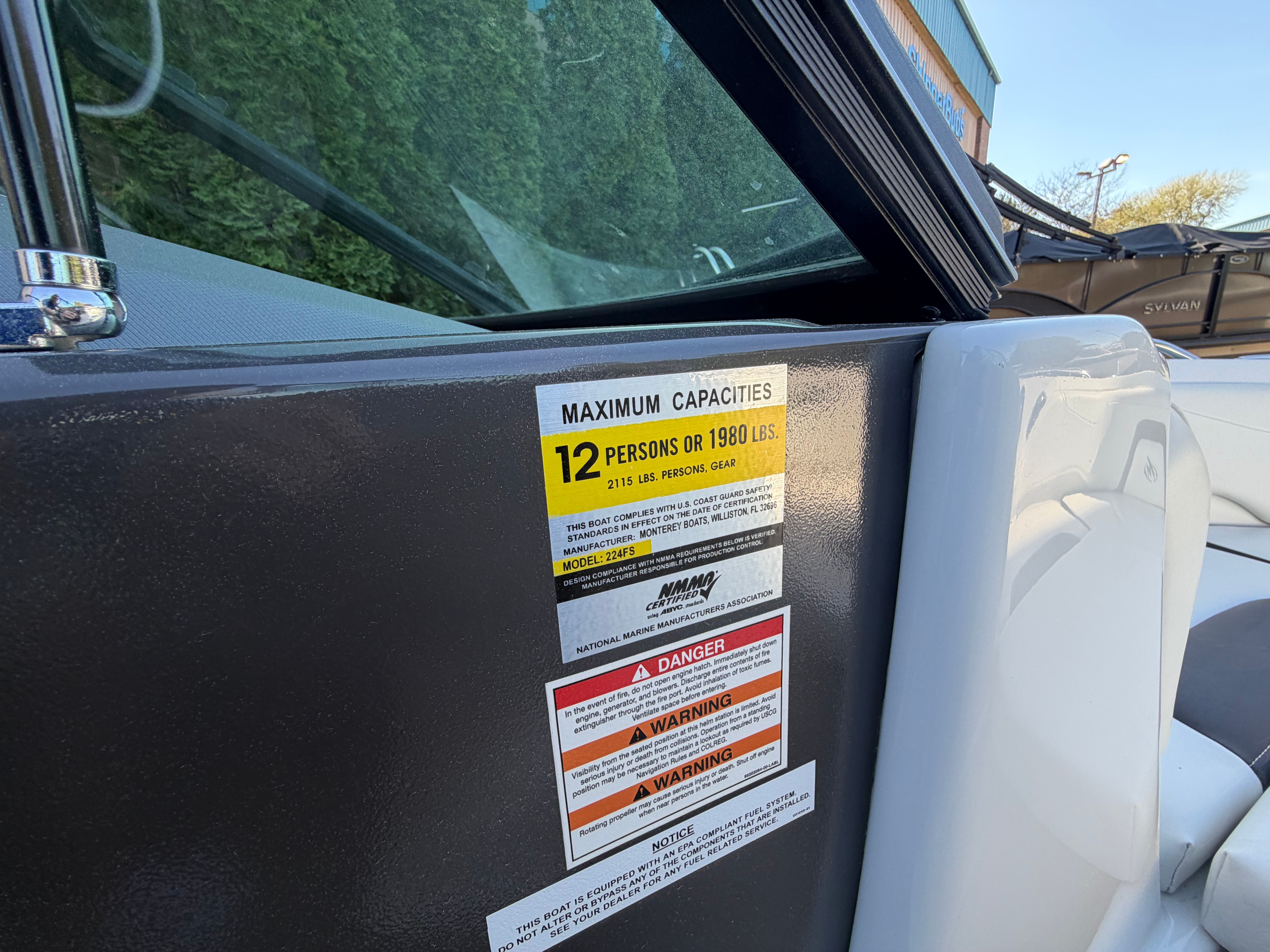 2019 Monterey 224FS - 30