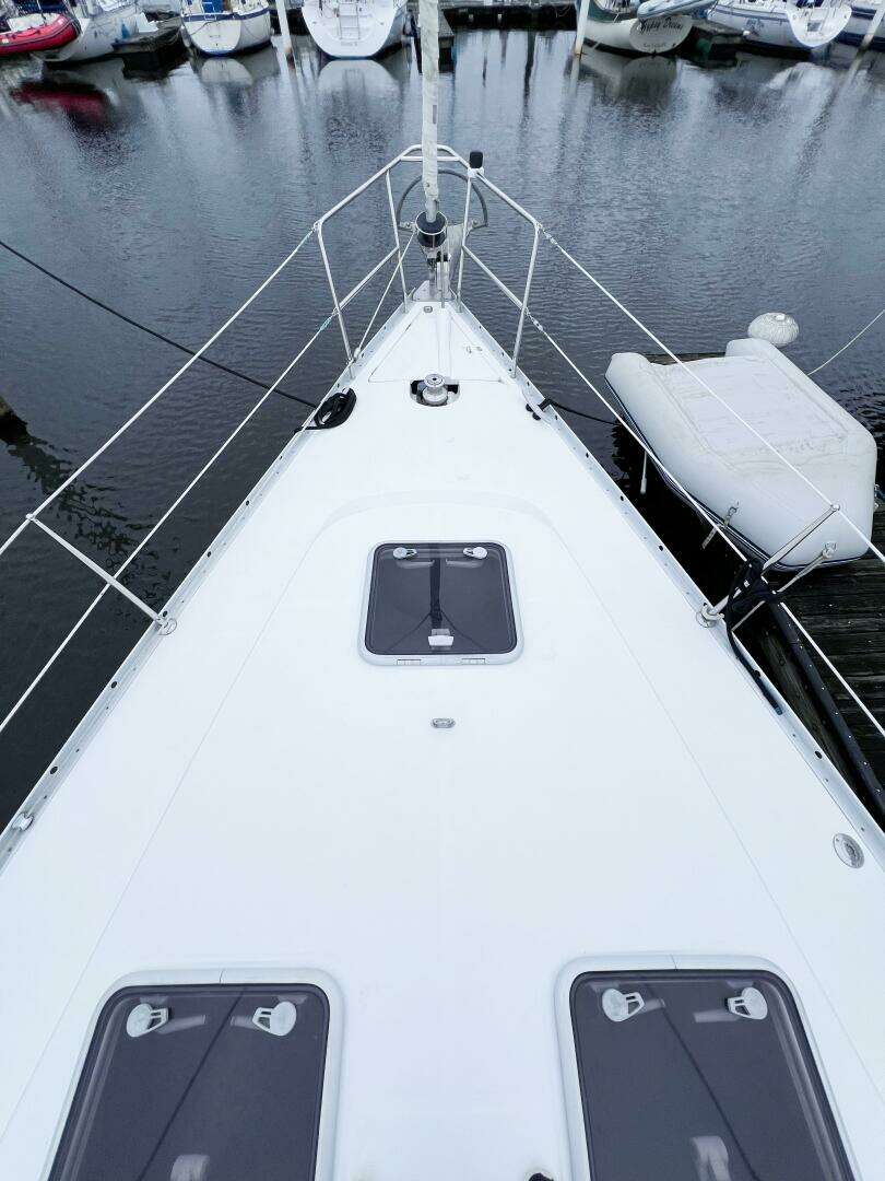 2007 Beneteau 373 - Image 15