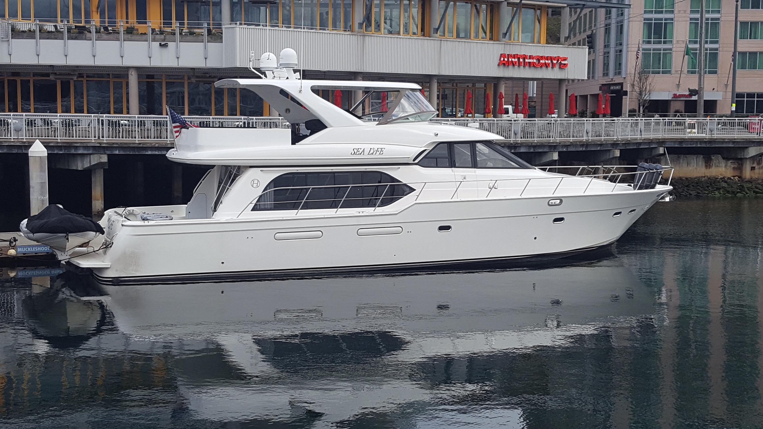 1997 Bayliner 5788 Pilot House Motoryacht
