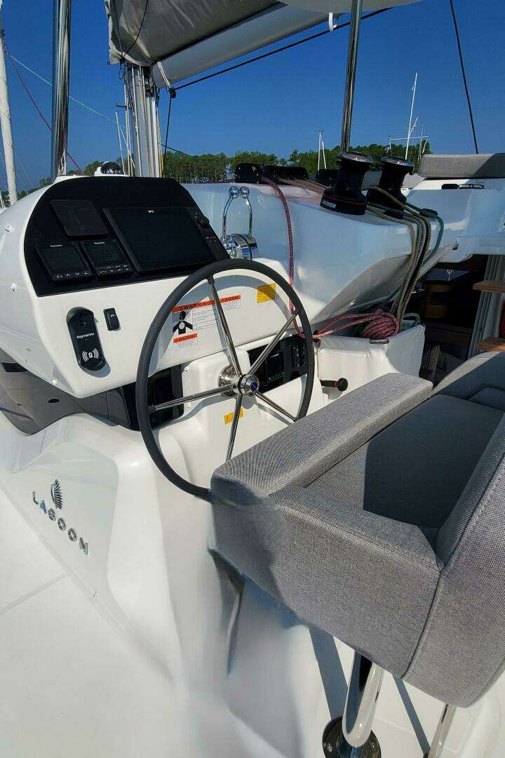 2026 Lagoon 43 Owner's Version - Image 28