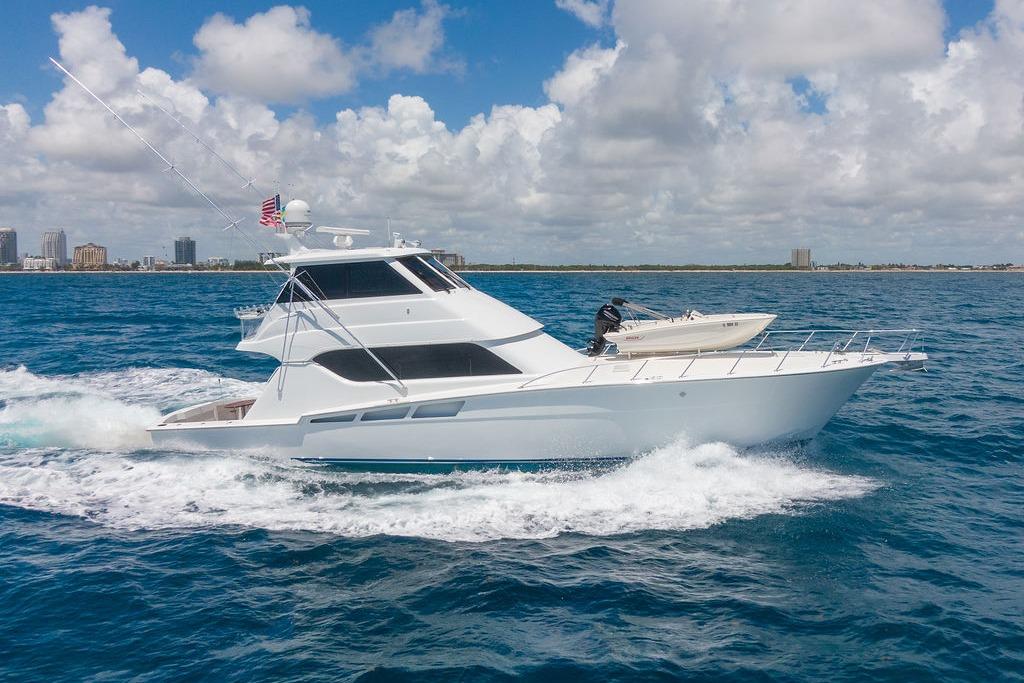 2005 Hatteras 60 Convertible