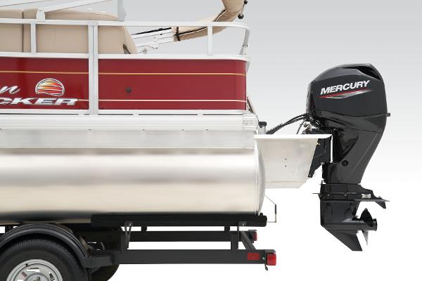 Manufacturer Provided Image: Sun Tracker Party Barge 18 DLX