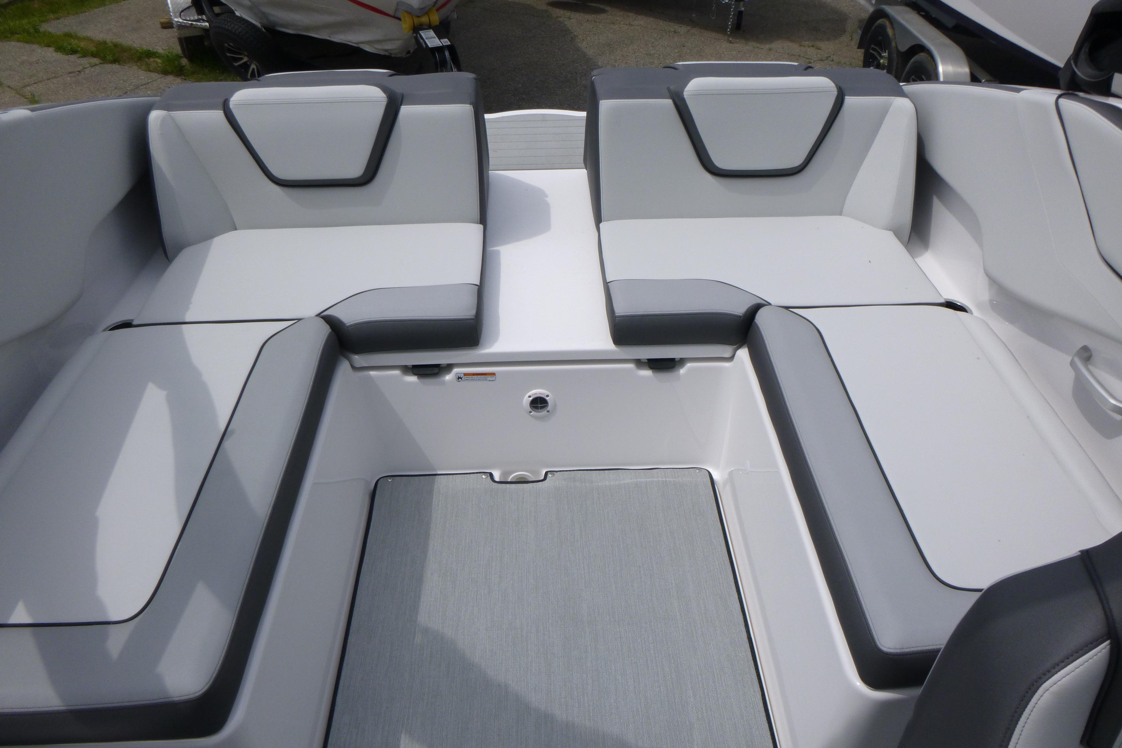 2026 Yamaha Boats AR250 interior seating with modern design and comfortable upholstery.