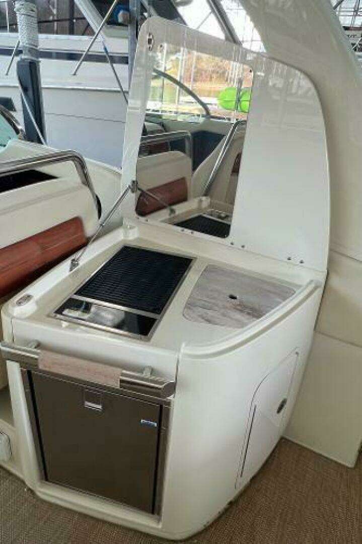 2020 Chris-Craft Launch 31 GT - Image 34