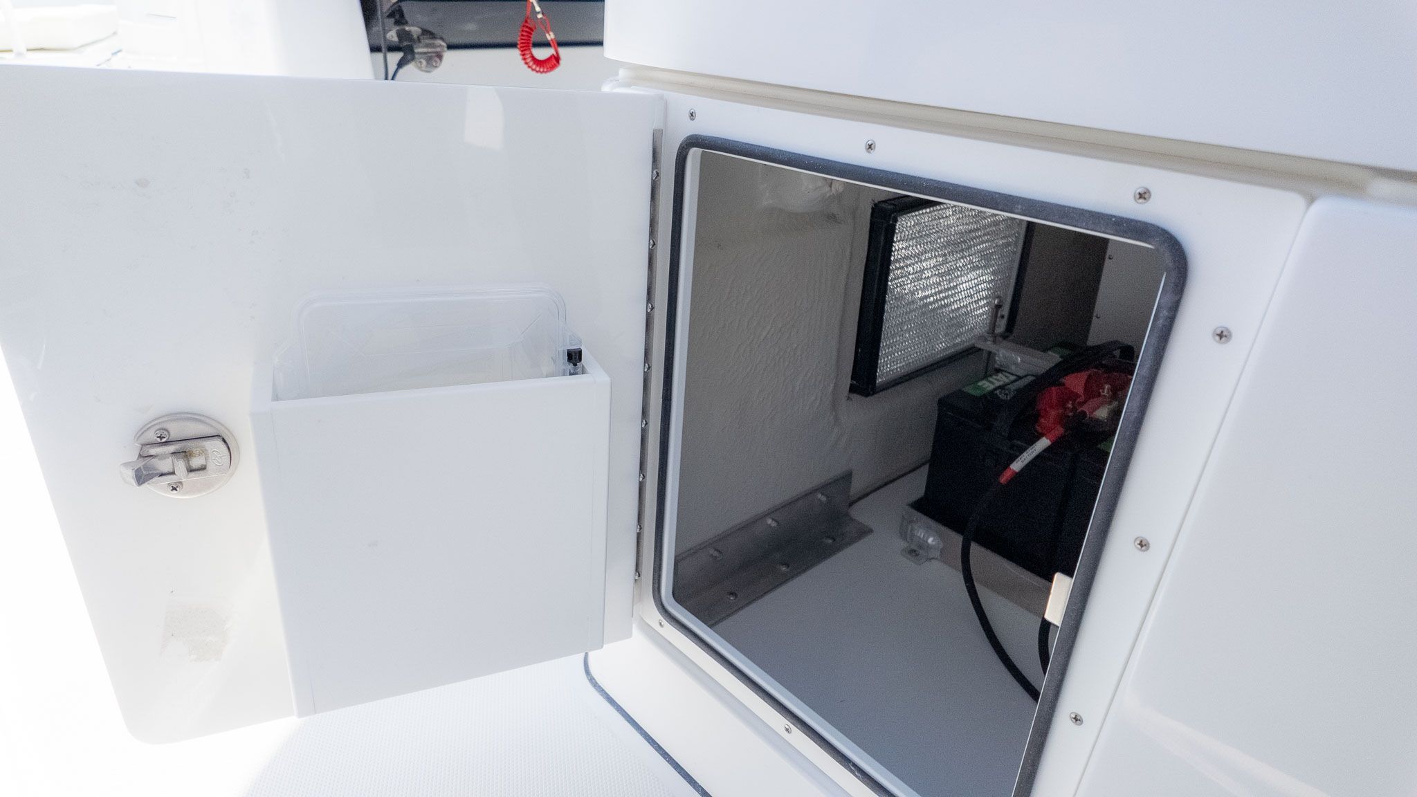 2026 Everglades 285 Center Console - 14
